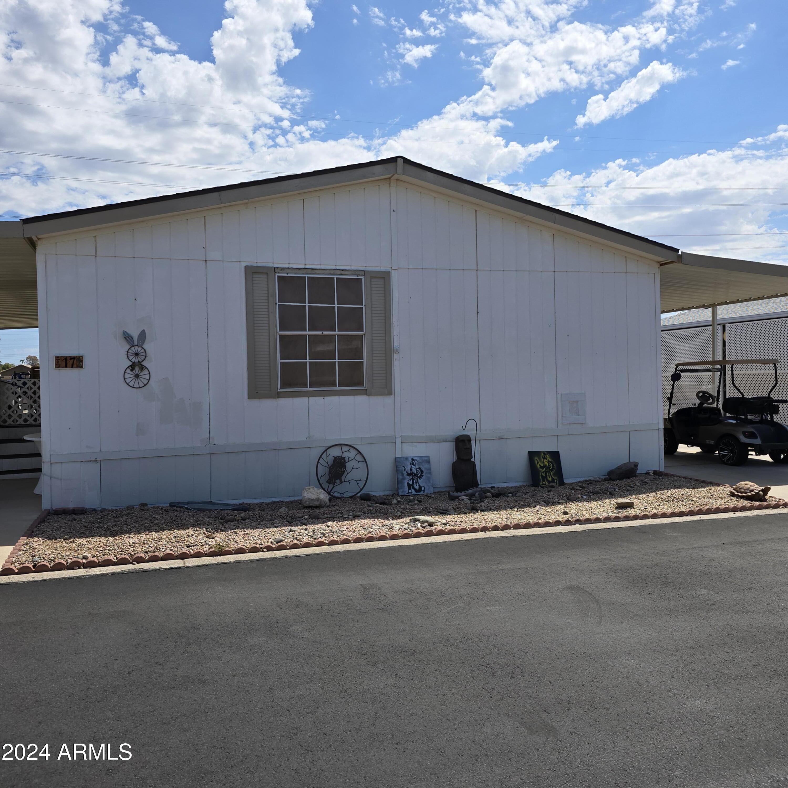 Photo 2 of 5 of 11596 W SIERRA DAWN Boulevard 17 mobile home