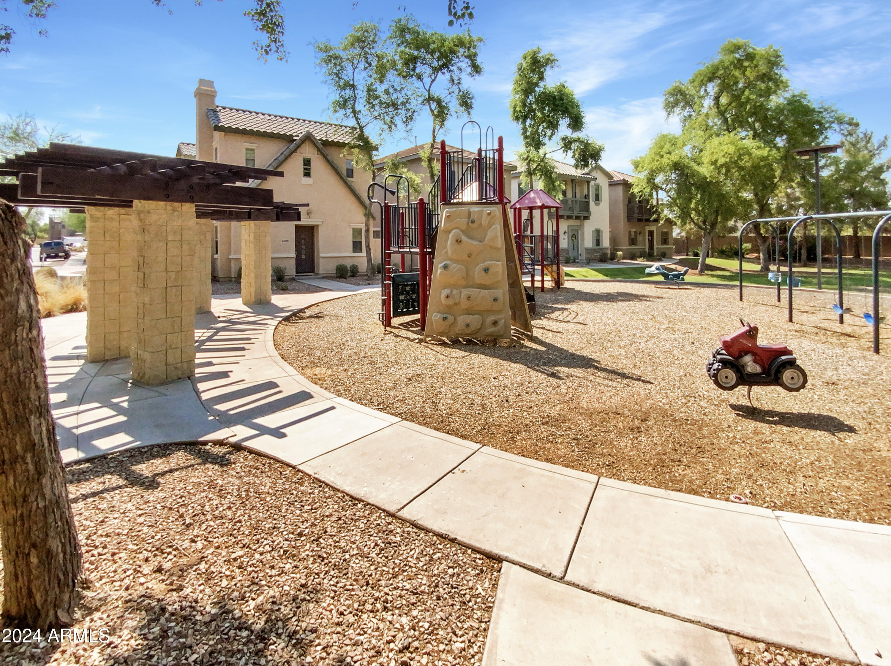 Photo 6 of 21 of 14105 W COUNTRY GABLES Drive house