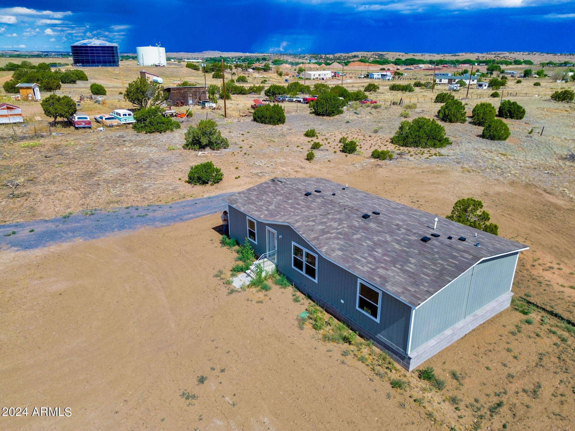 Photo 2 of 22 of 1720 W HEREFORD Road mobile home