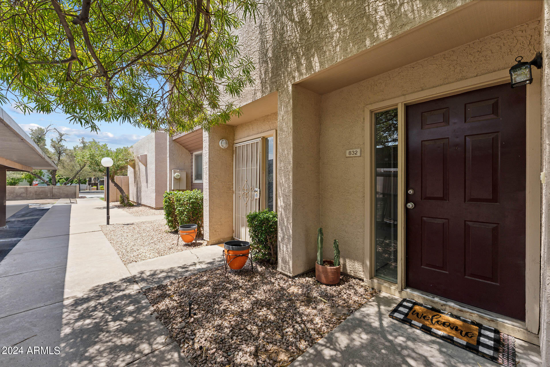 Photo 1 of 29 of 832 W 14TH Street townhome