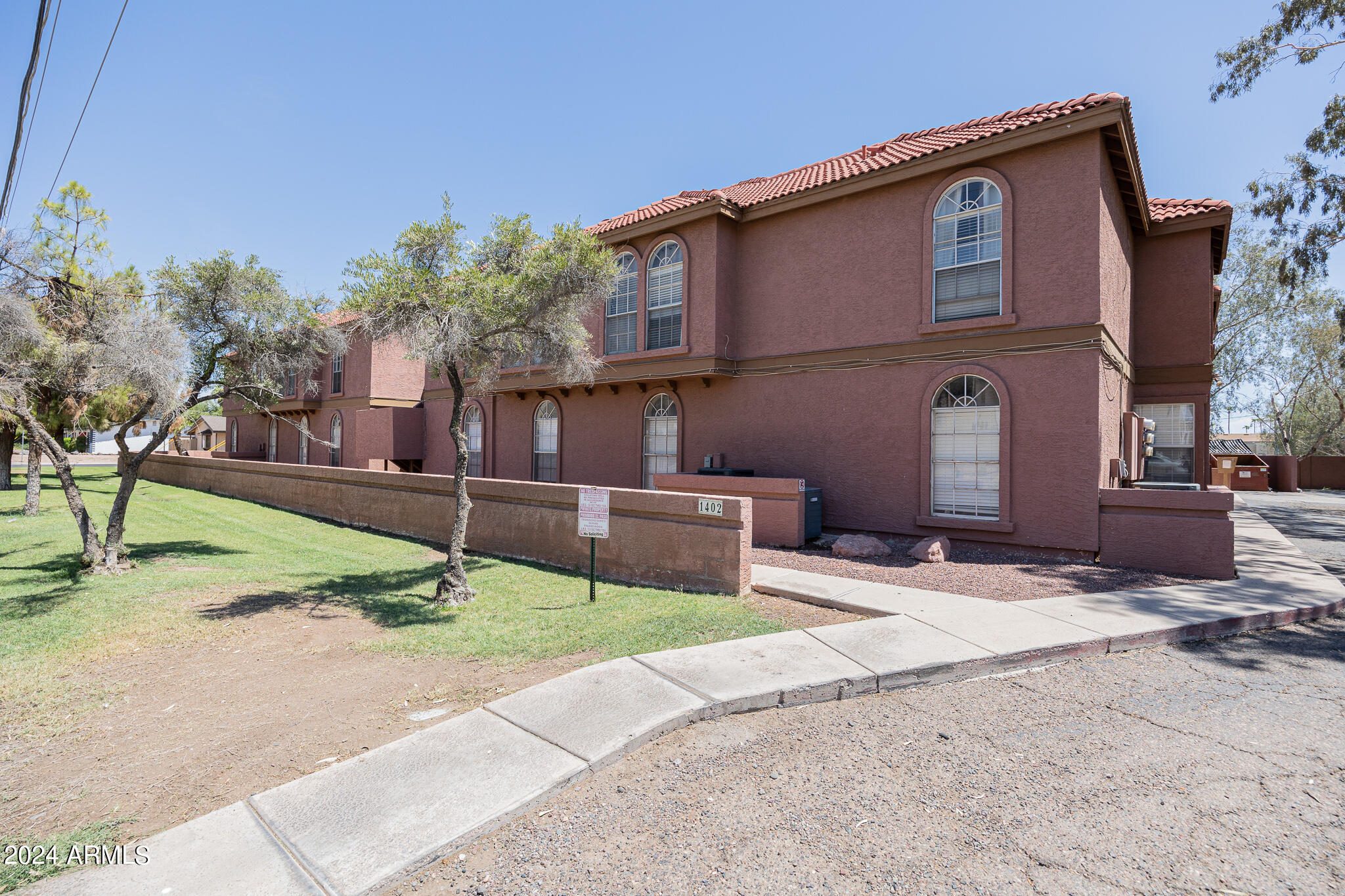 Photo 1 of 17 of 1402 S JENTILLY Lane 203 condo