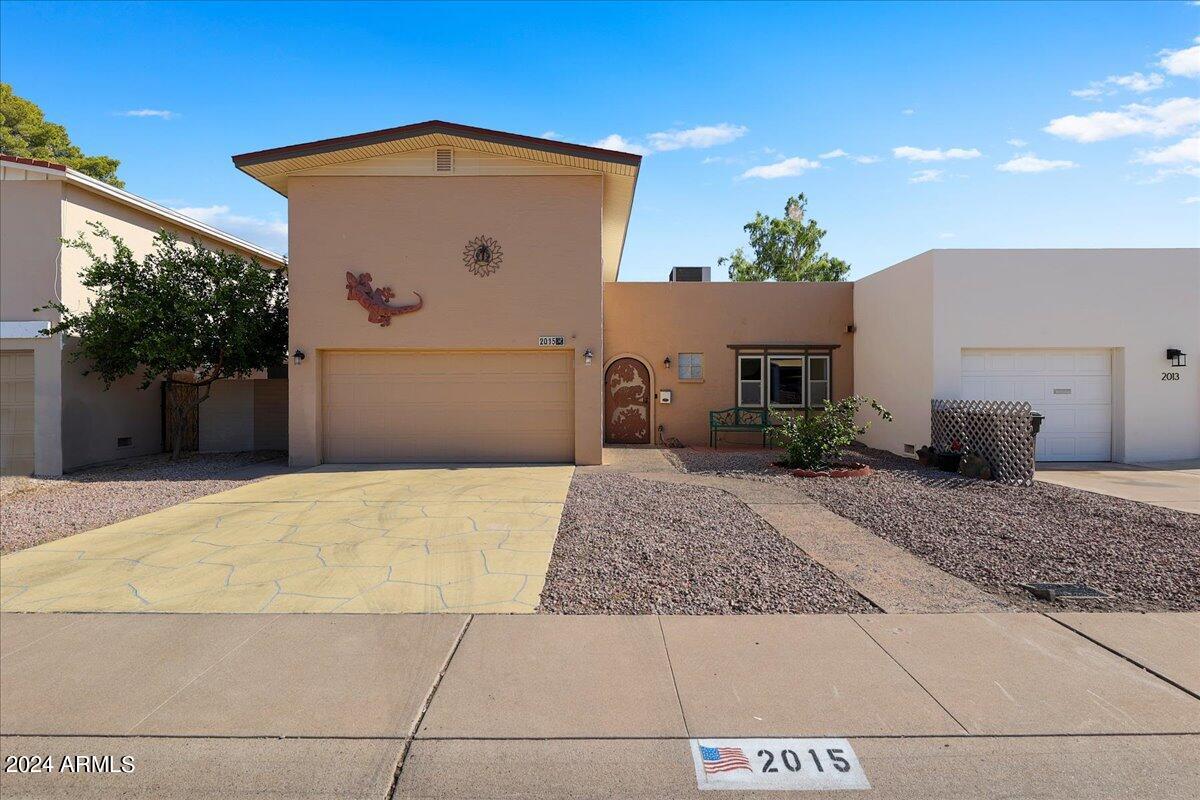 Photo 1 of 24 of 2015 E CAIRO Drive townhome