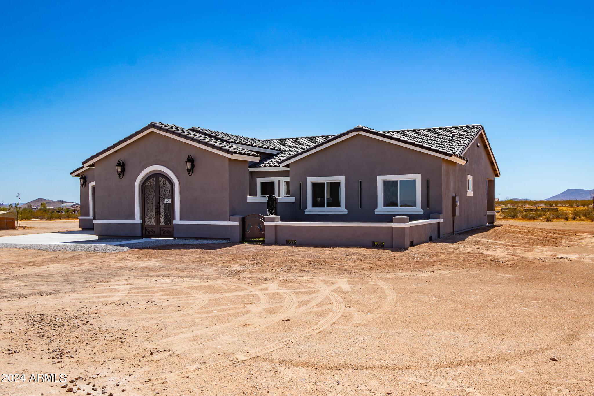 Photo 4 of 35 of 2504 S 347TH Avenue house