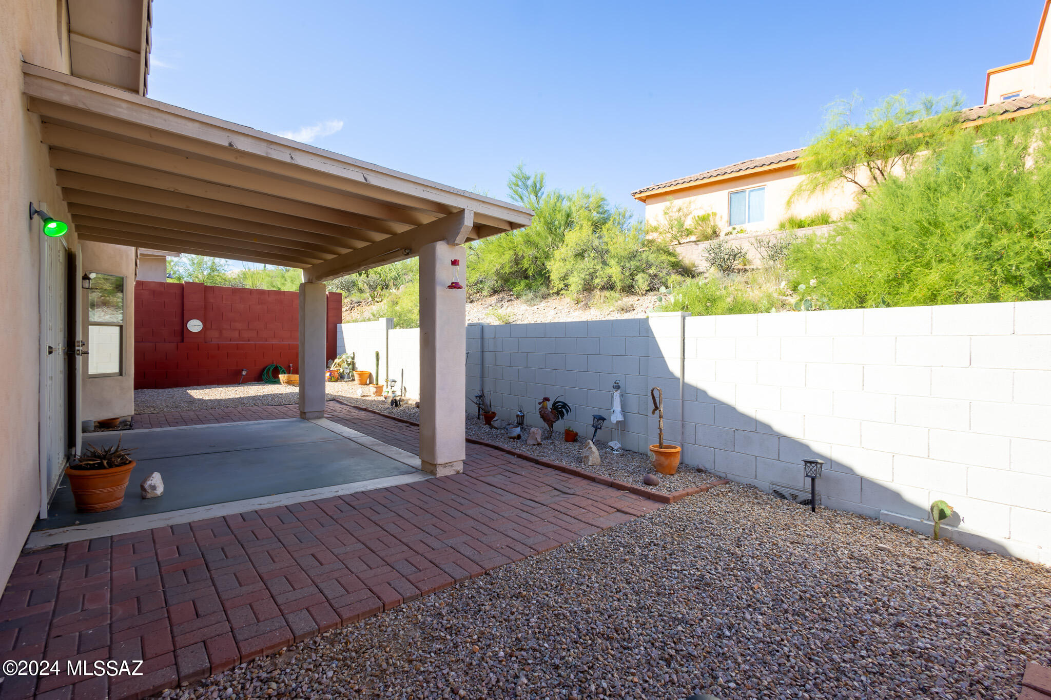 Photo 5 of 28 of 804 S Saguaro Ridge Place house