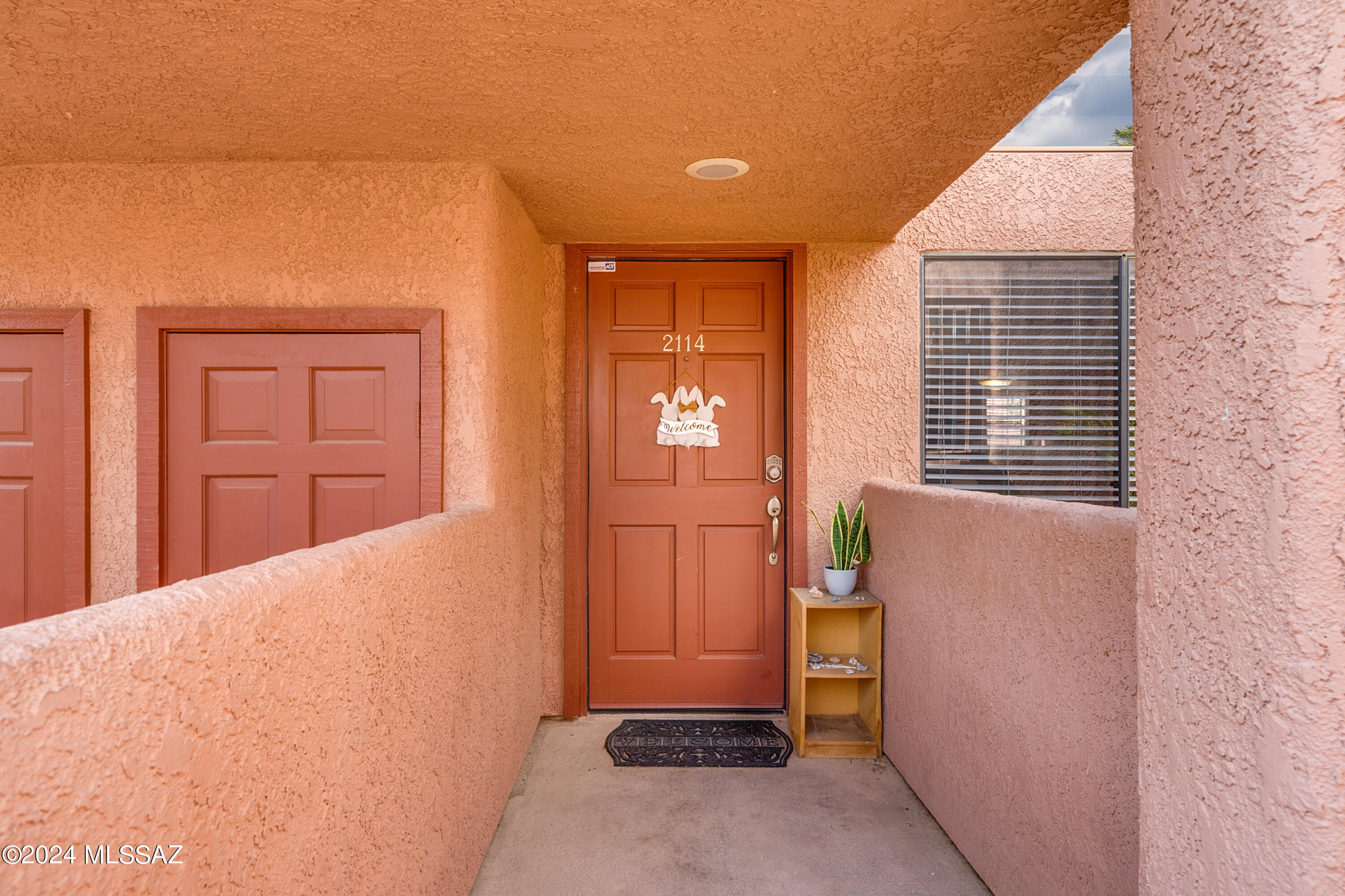 Photo 4 of 34 of 5051 N Sabino Canyon Road 2114 condo