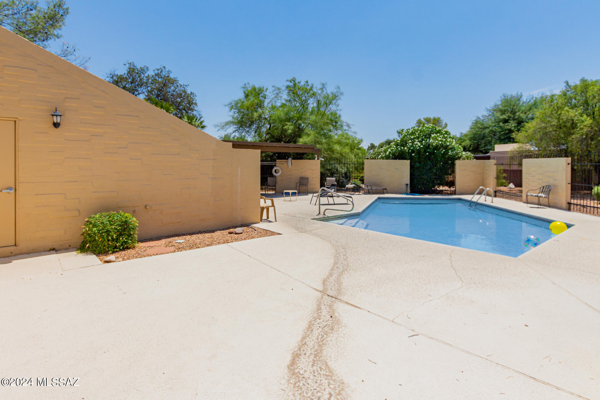 Photo 31 of 38 of 7071 E Corto Caravaca townhome