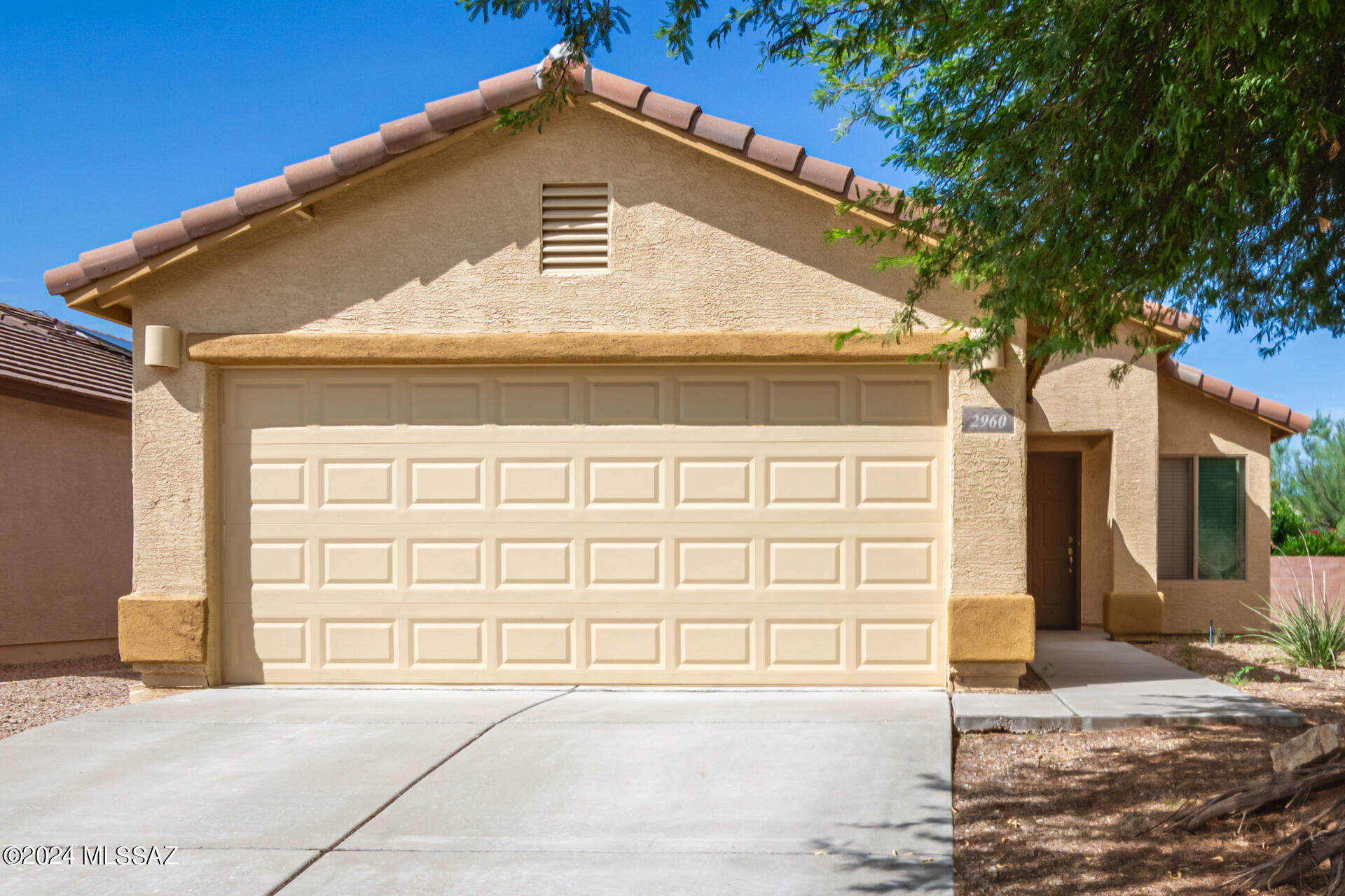 Photo 1 of 28 of 2960 S Pantano Edge Drive house