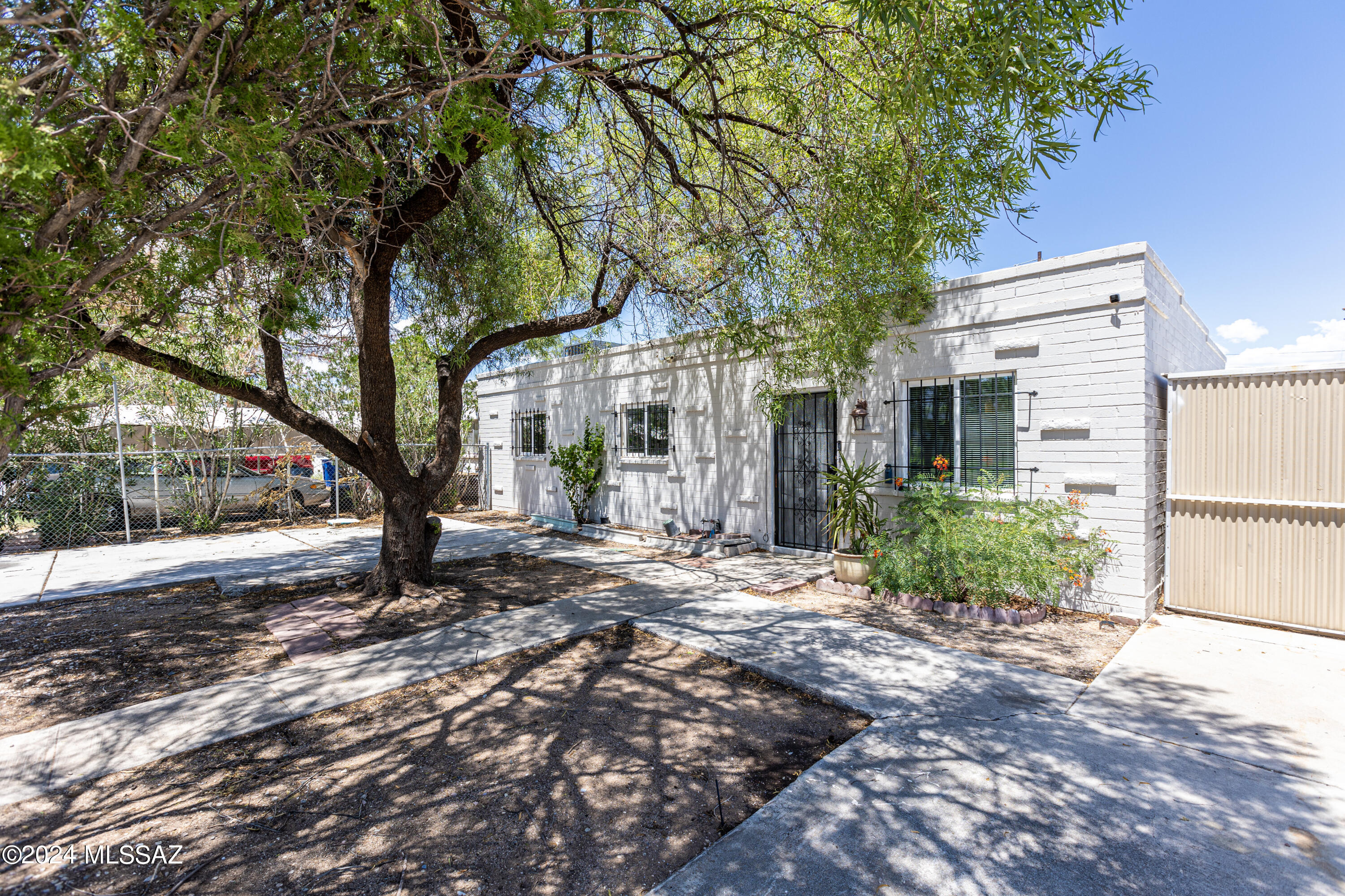 Photo 1 of 37 of 3683 E 33Rd Street townhome