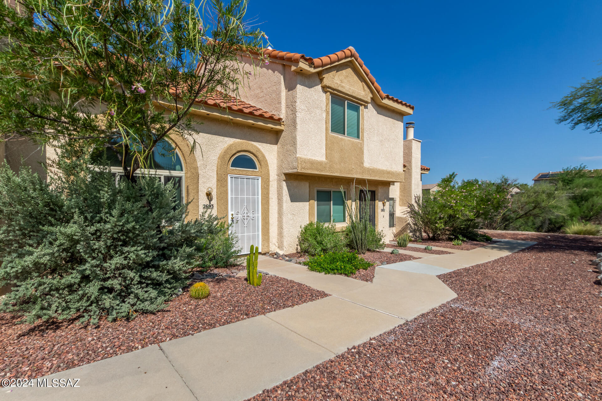 Photo 12 of 35 of 2693 W Avenida Azahar townhome