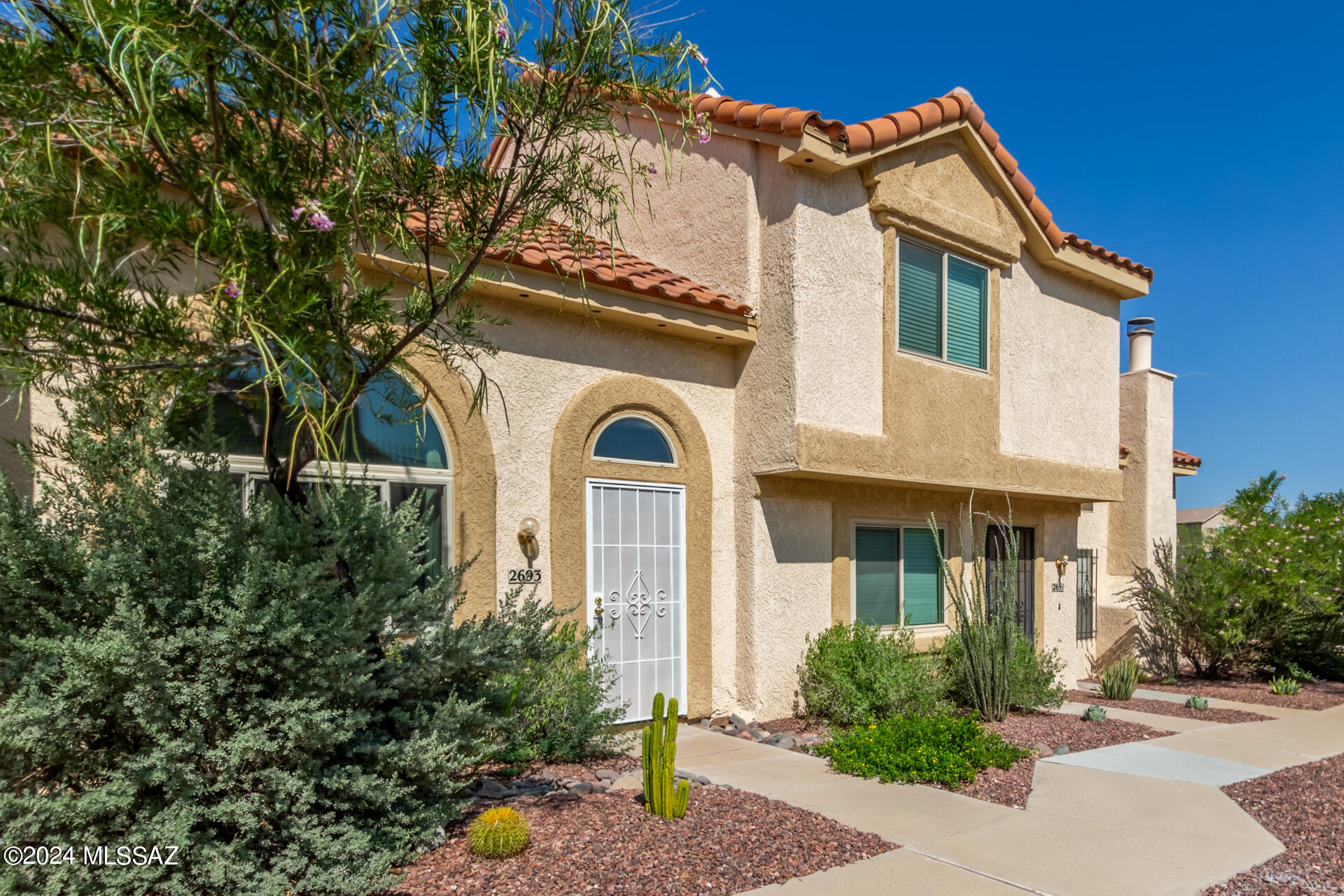 Photo 13 of 35 of 2693 W Avenida Azahar townhome