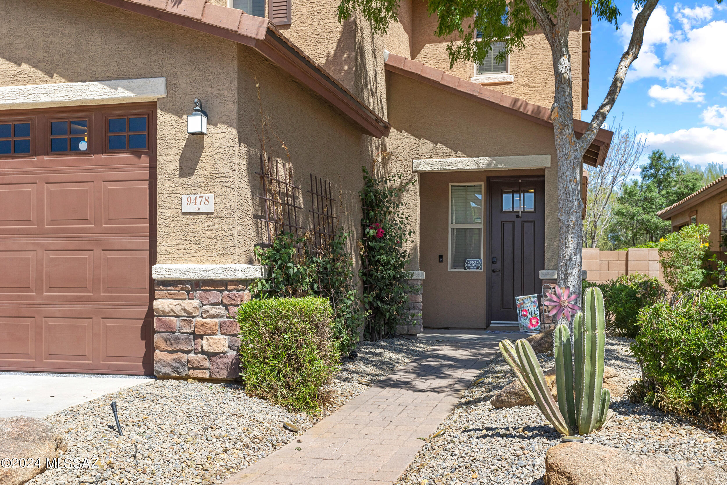 Photo 3 of 50 of 9478 S Desert Fauna Loop house