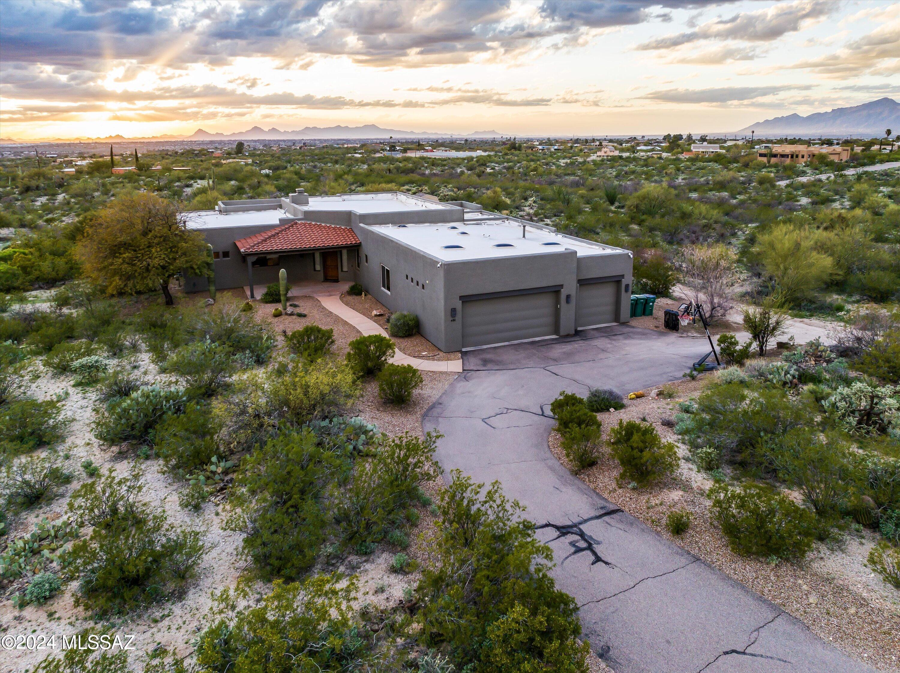 Photo 2 of 50 of 4180 S Escalante Ridge Place house