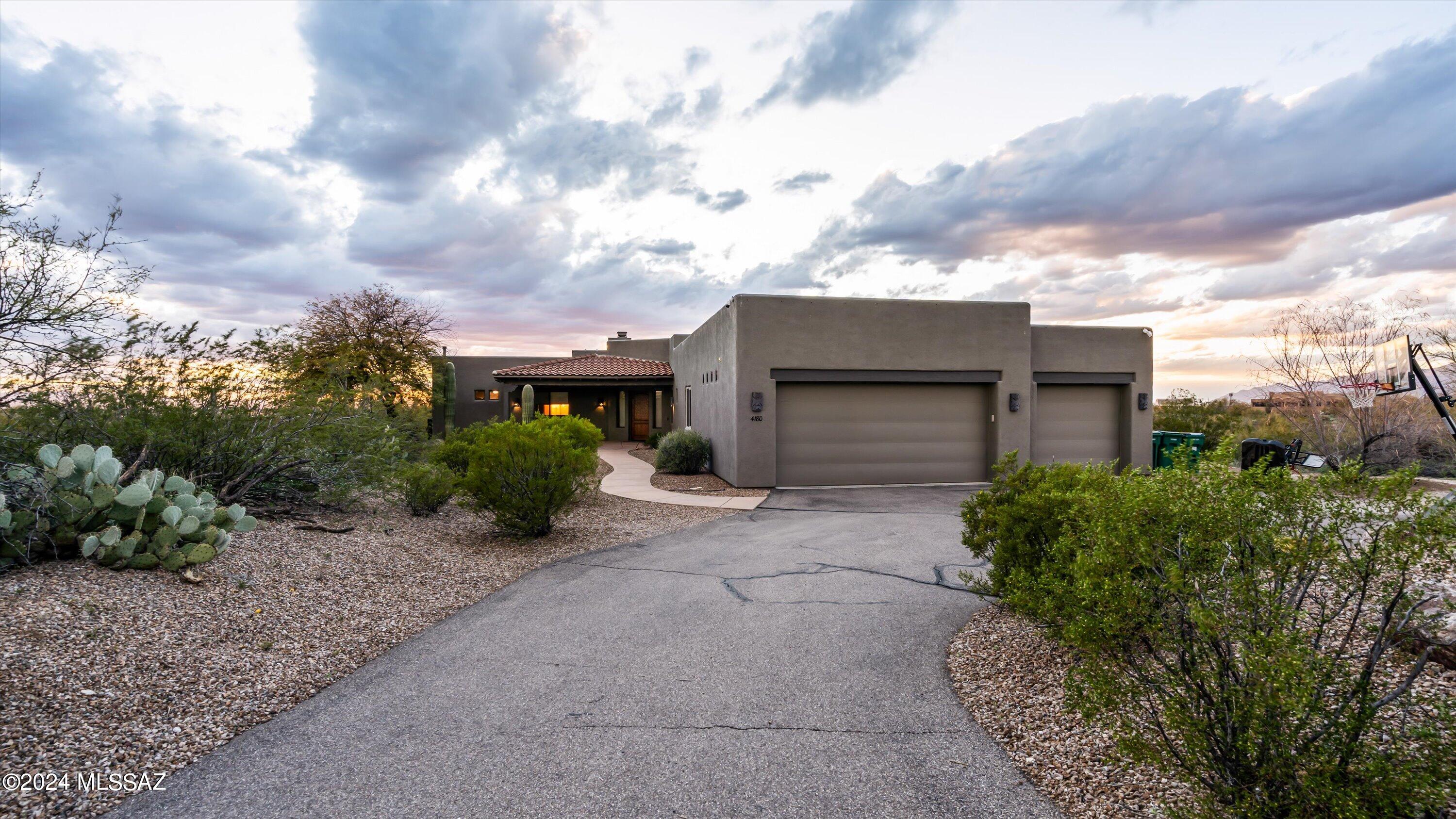 Photo 4 of 50 of 4180 S Escalante Ridge Place house