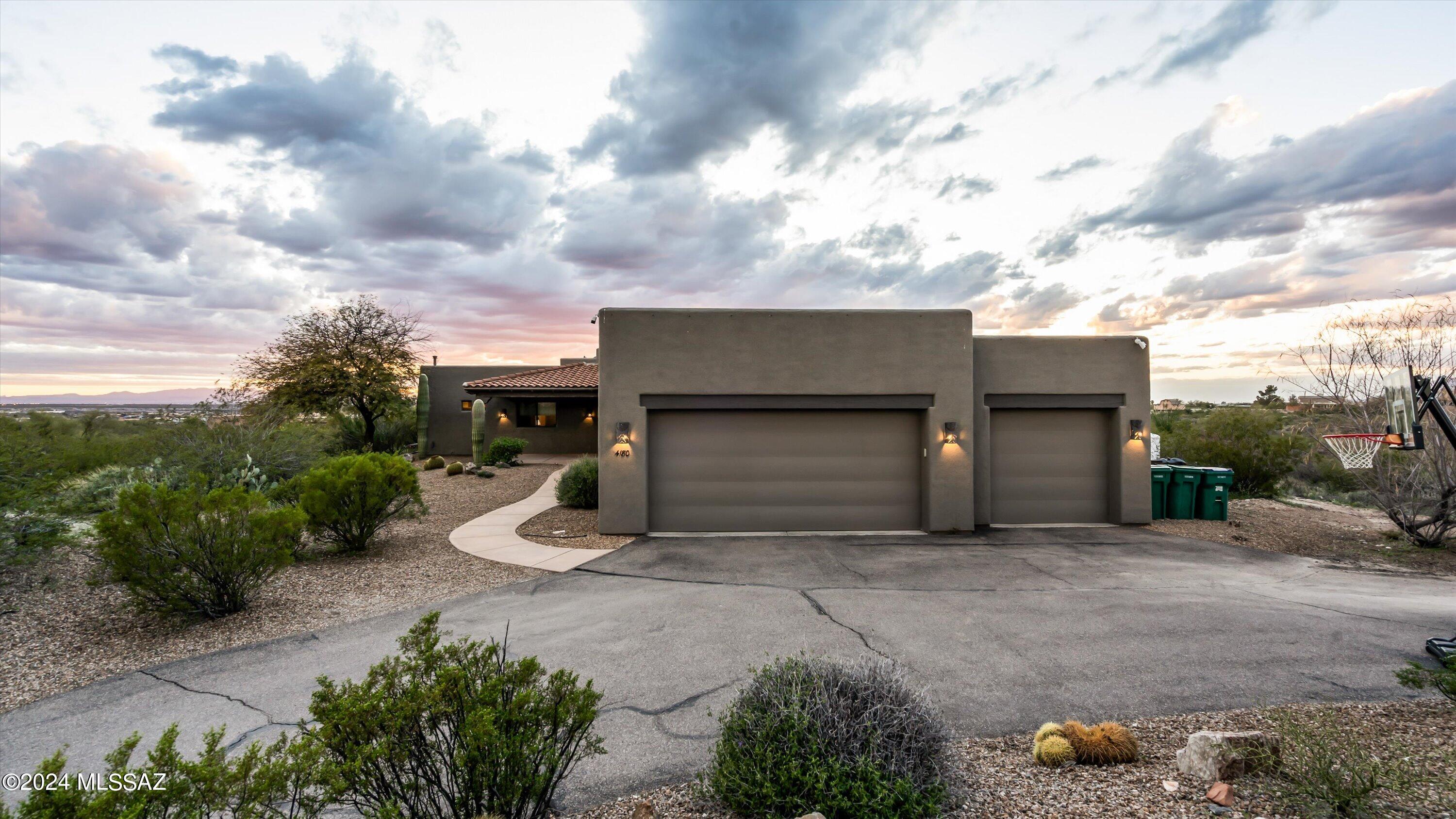 Photo 5 of 50 of 4180 S Escalante Ridge Place house