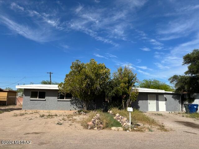 Photo 1 of 25 of 2510 N Jordan Drive house