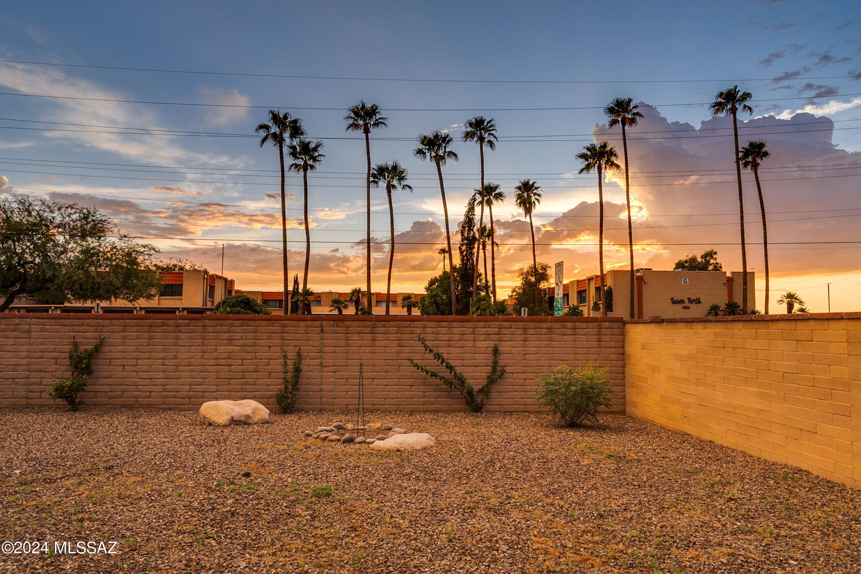 Photo 39 of 46 of 2842 N Tucson Boulevard house