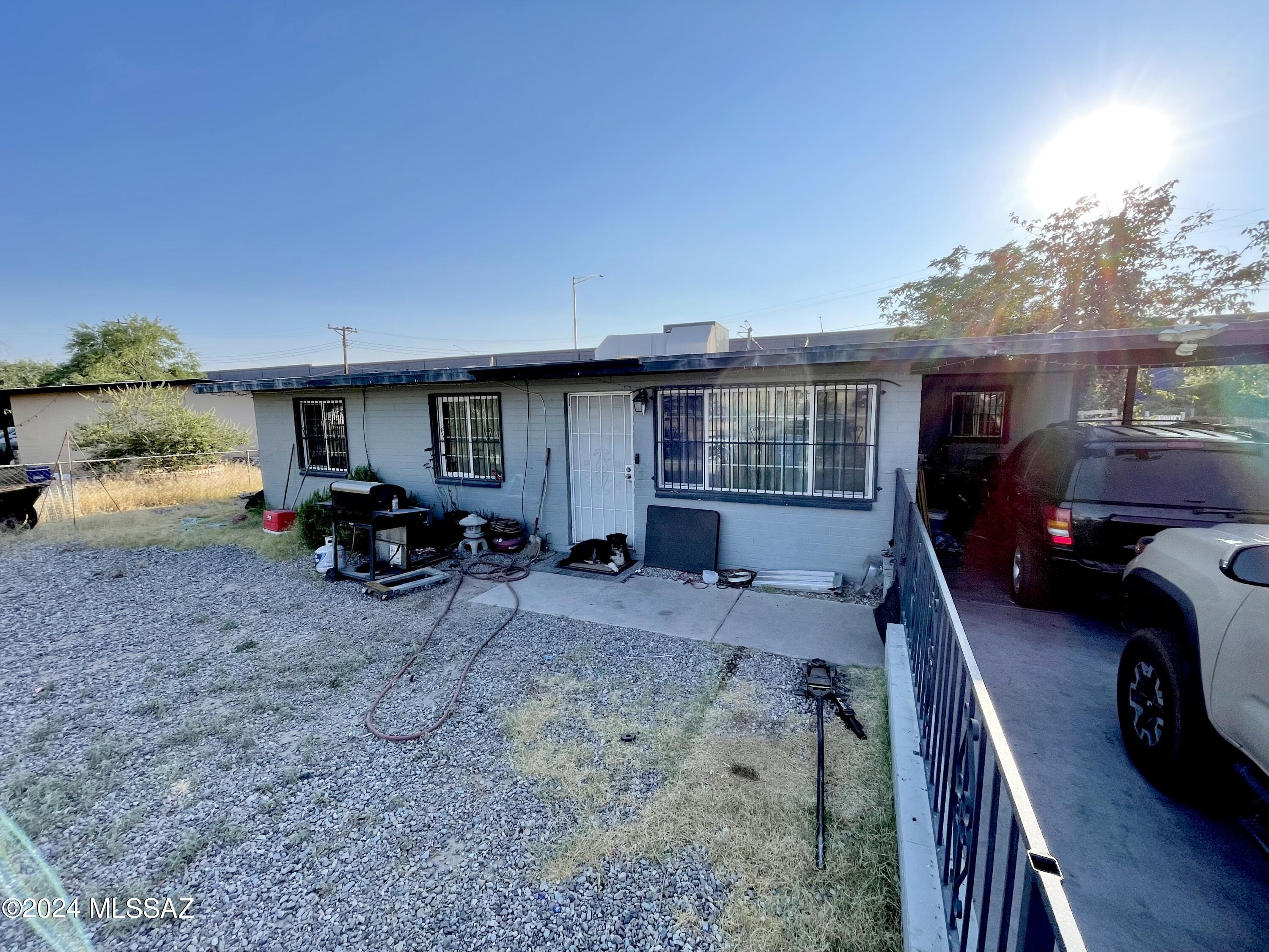 Photo 3 of 3 of 4642 S 19Th Avenue house