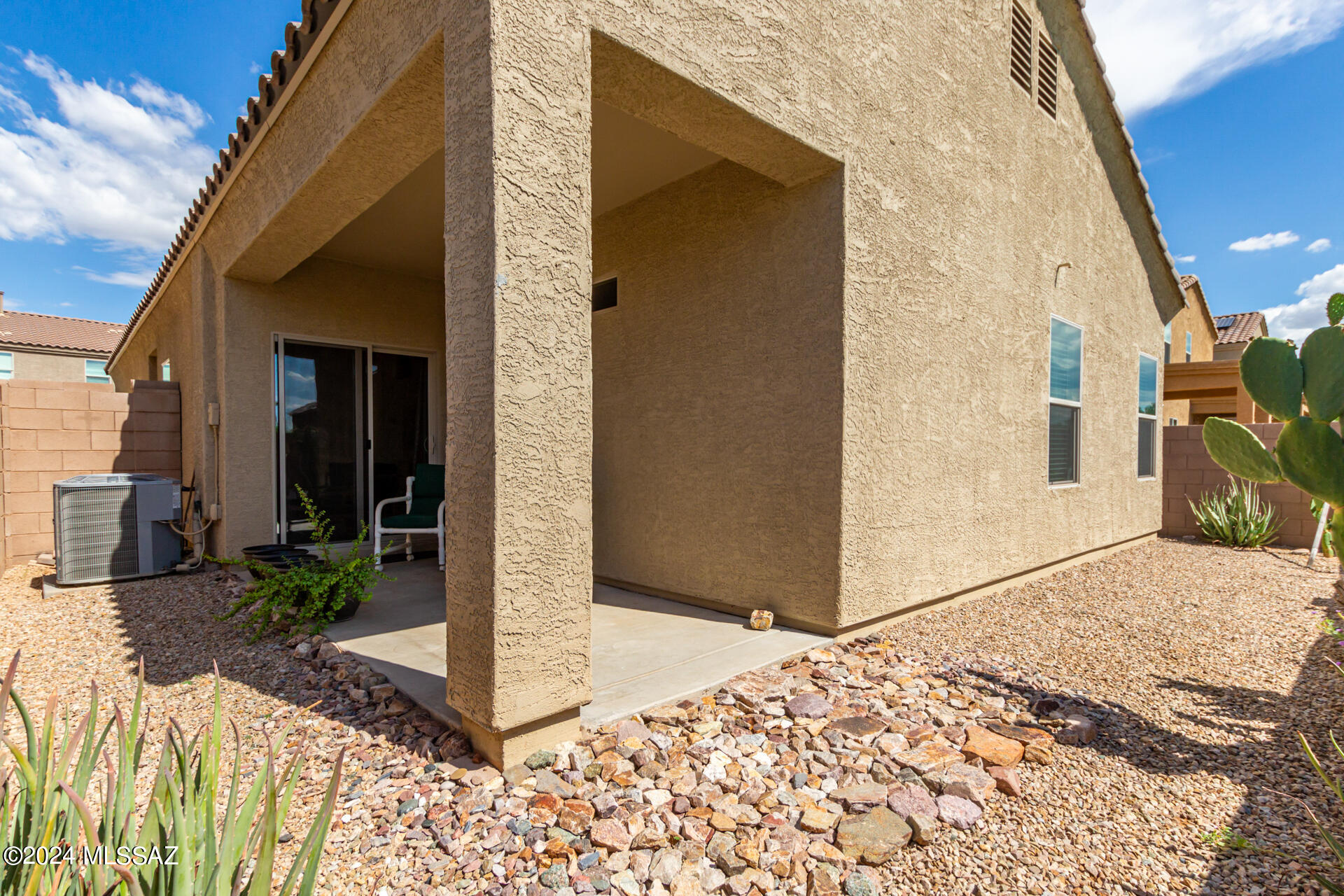 Photo 18 of 19 of 6556 S Placita Naranja house