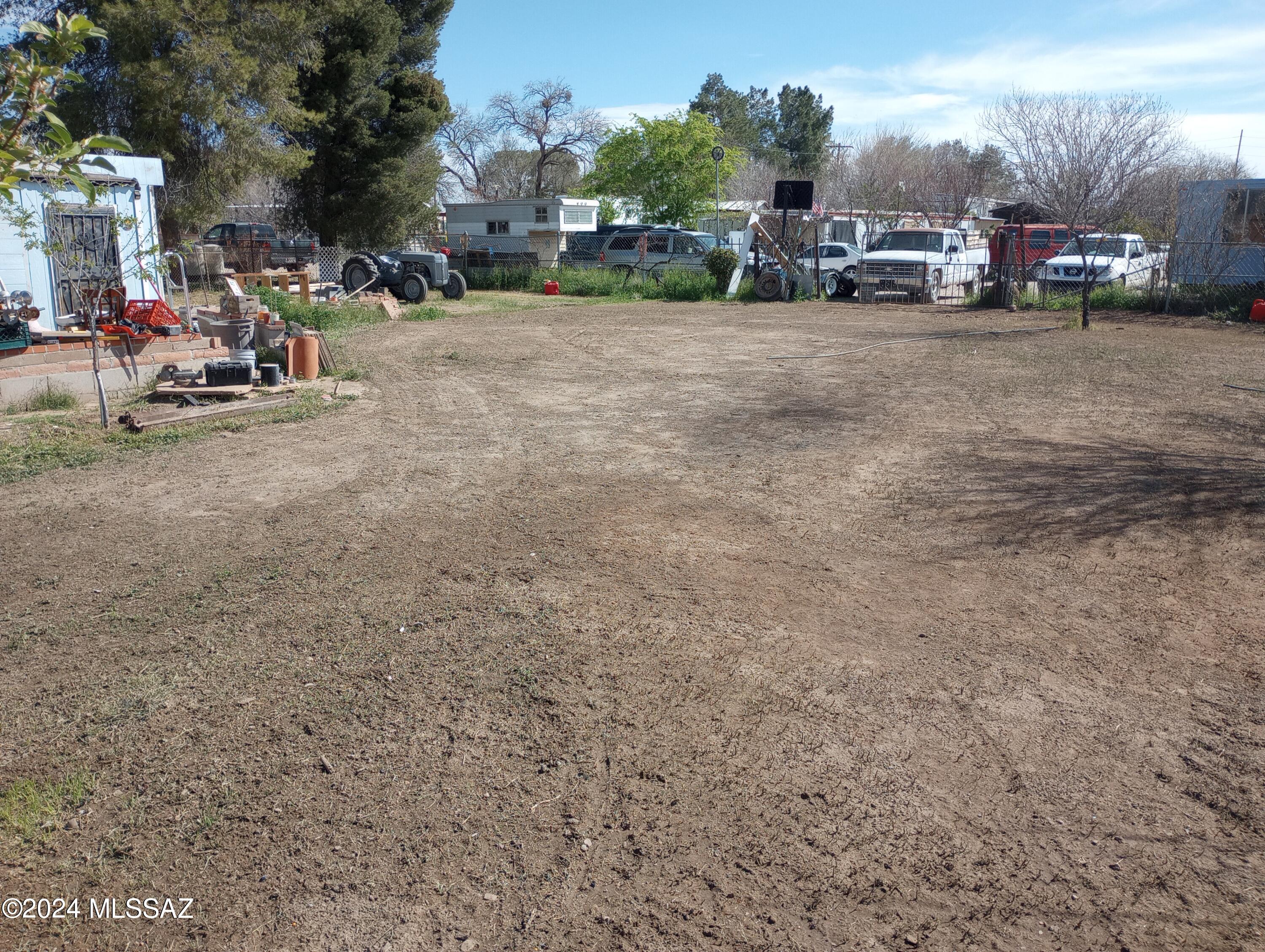 Photo 2 of 10 of 11670 S Coy Lane mobile home