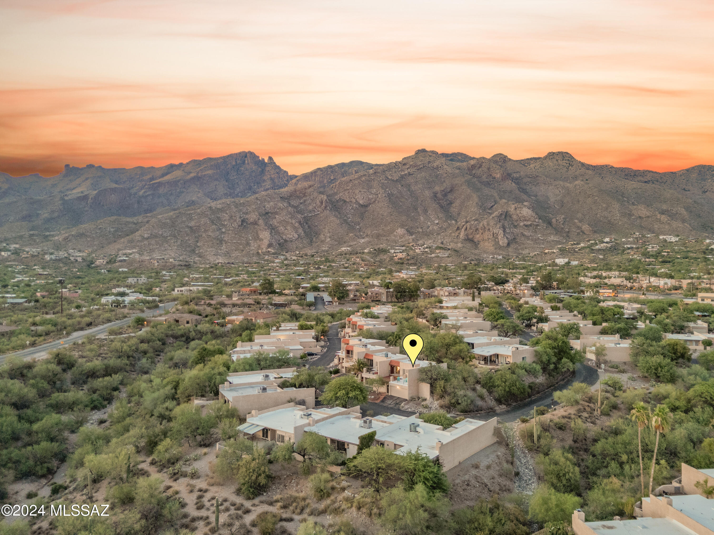 Photo 6 of 36 of 6300 N Camino Los Mochis townhome