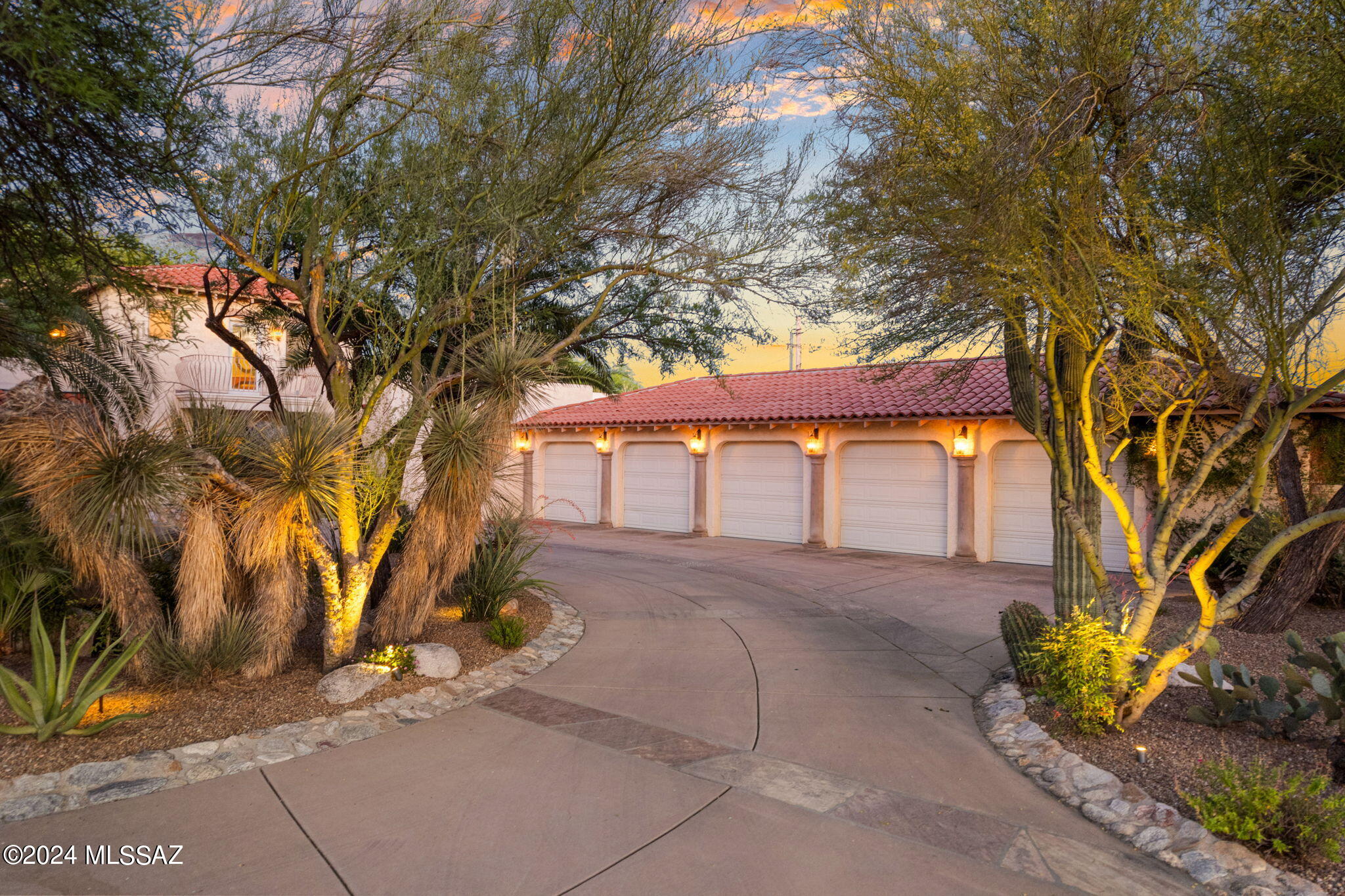 Photo 4 of 50 of 5970 N Genematas Drive house