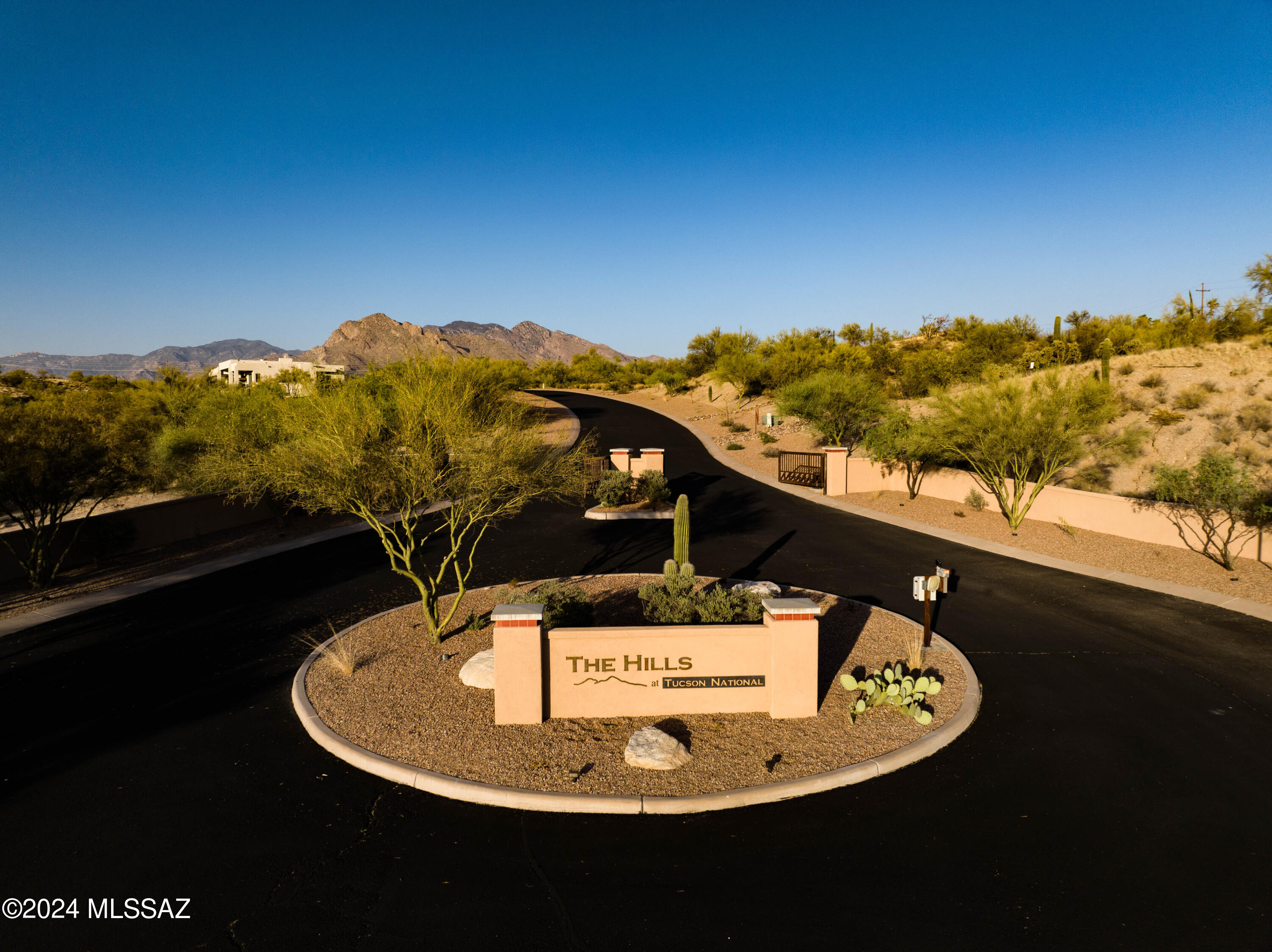 Photo 2 of 18 of 2139 W Sonoran Hill Court lot 6 house