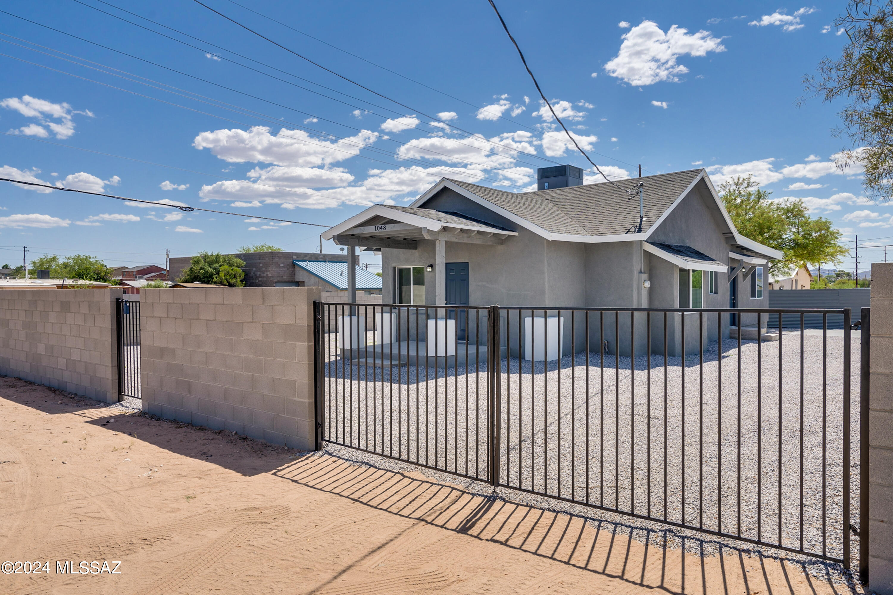 Photo 34 of 35 of 1048 S Santa Rita Avenue house