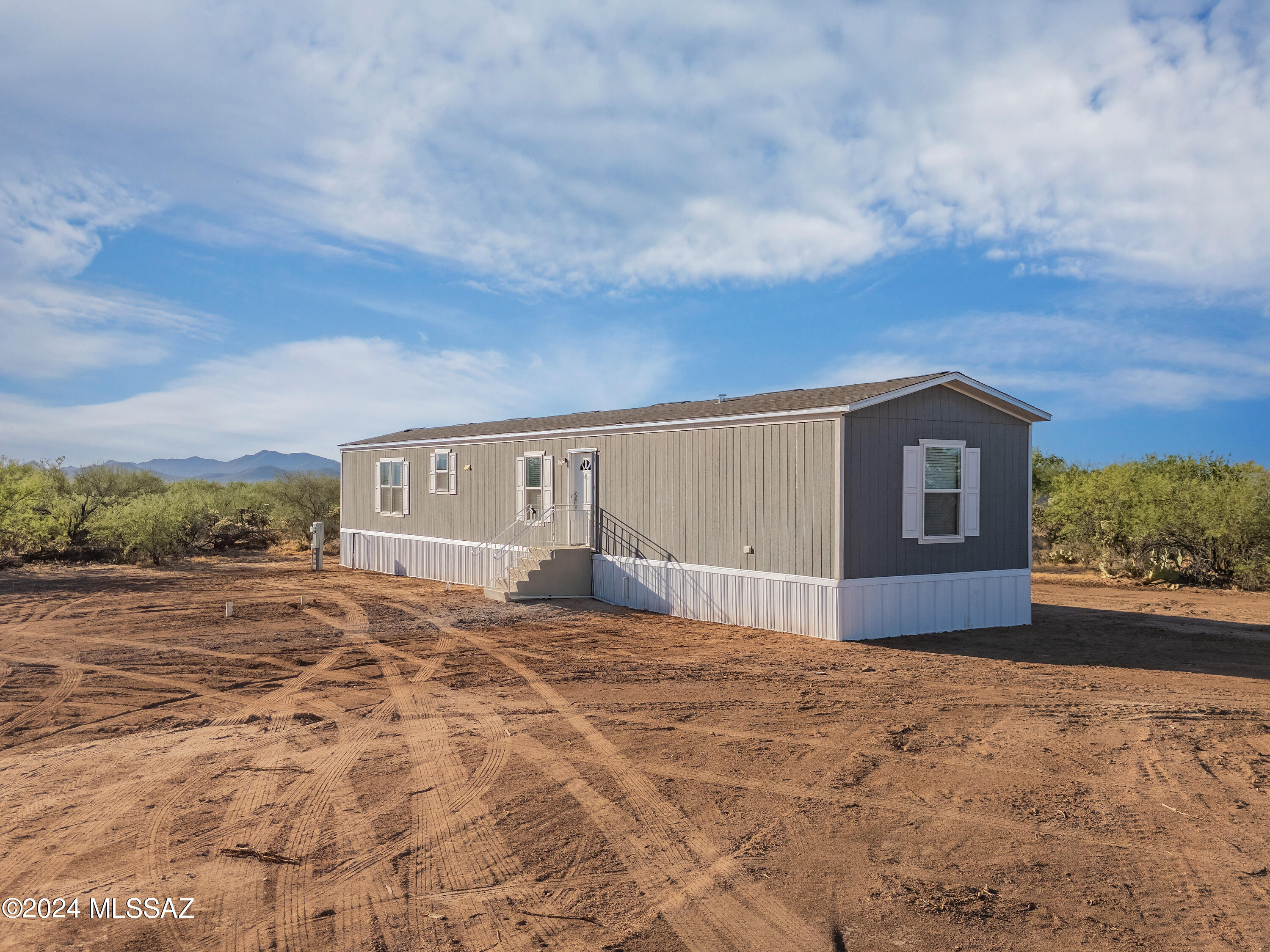 Photo 3 of 27 of 8944 S Comanche Road mobile home