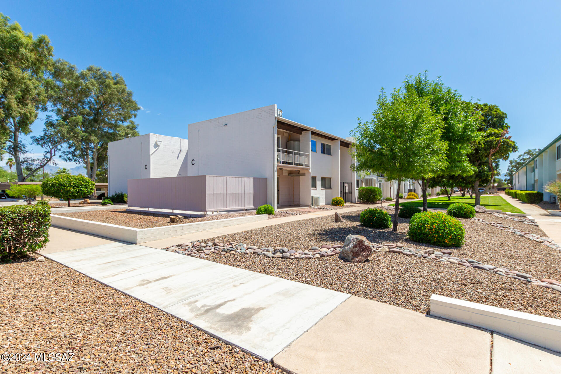 Photo 4 of 25 of 1776 S Palo Verde Avenue C113 condo