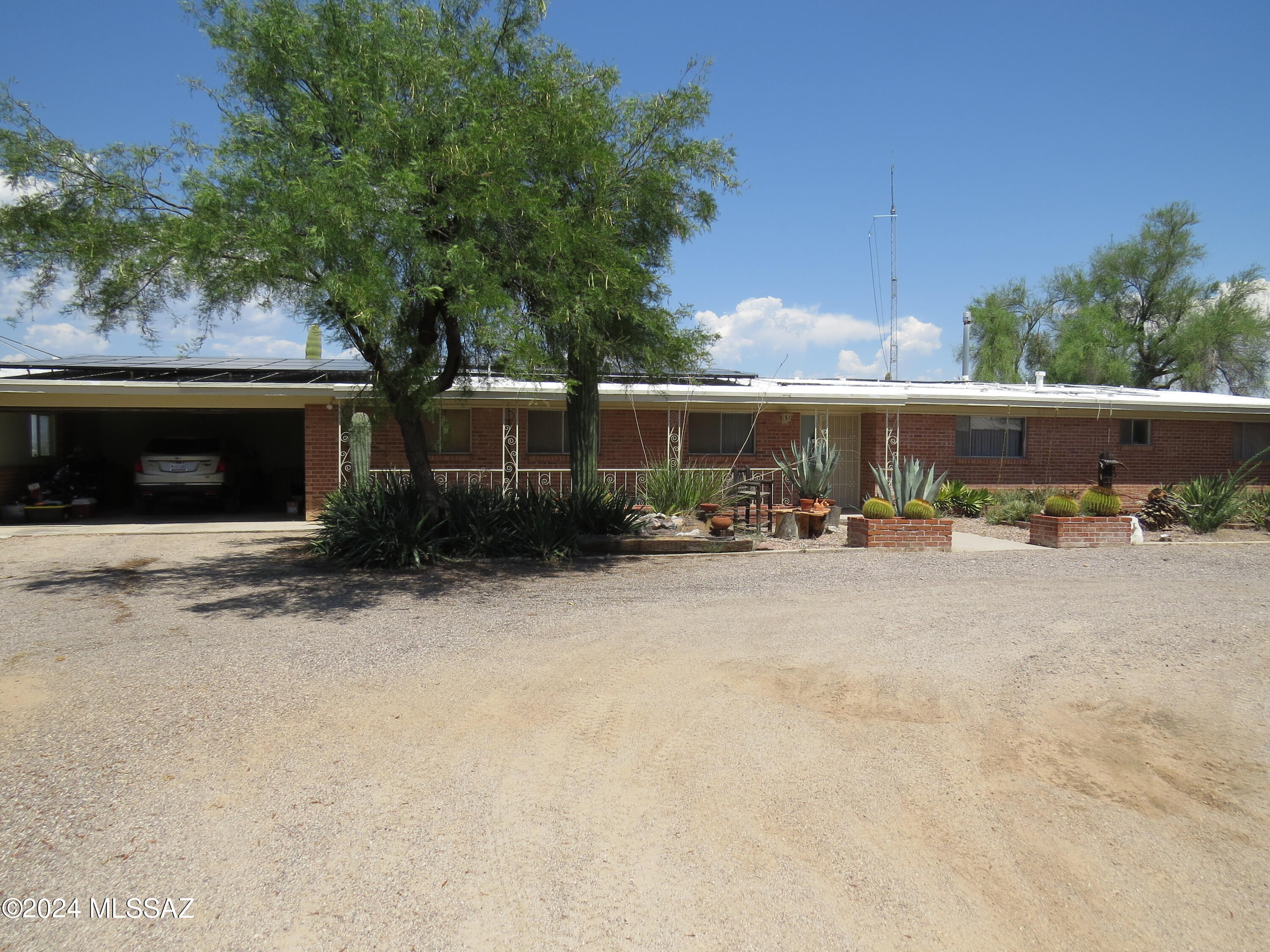 Photo 5 of 20 of 2460 N Grannen Road house