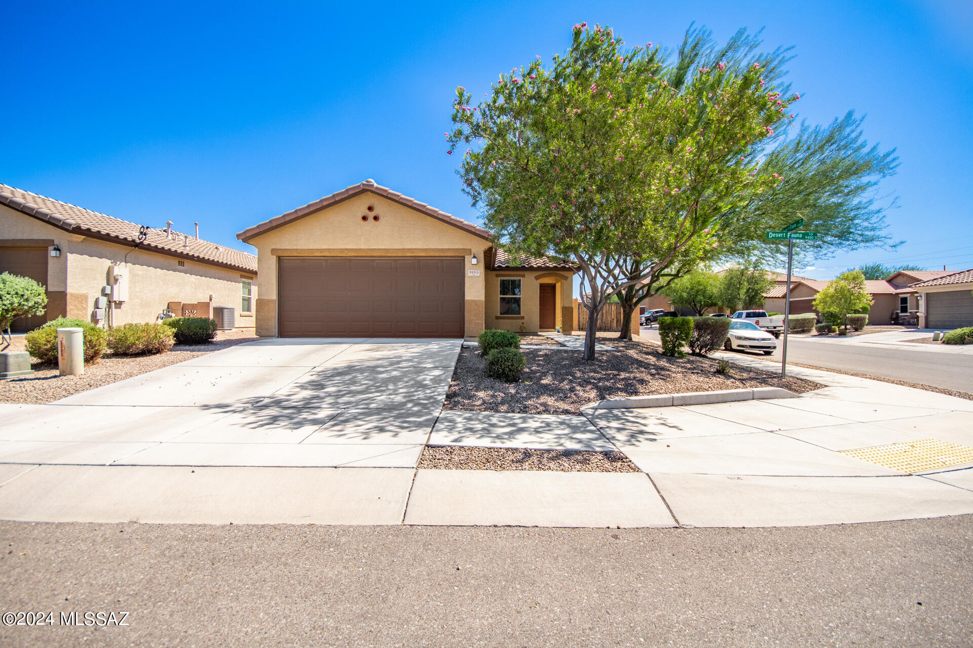 Photo 1 of 25 of 9485 S Desert Fauna Loop house