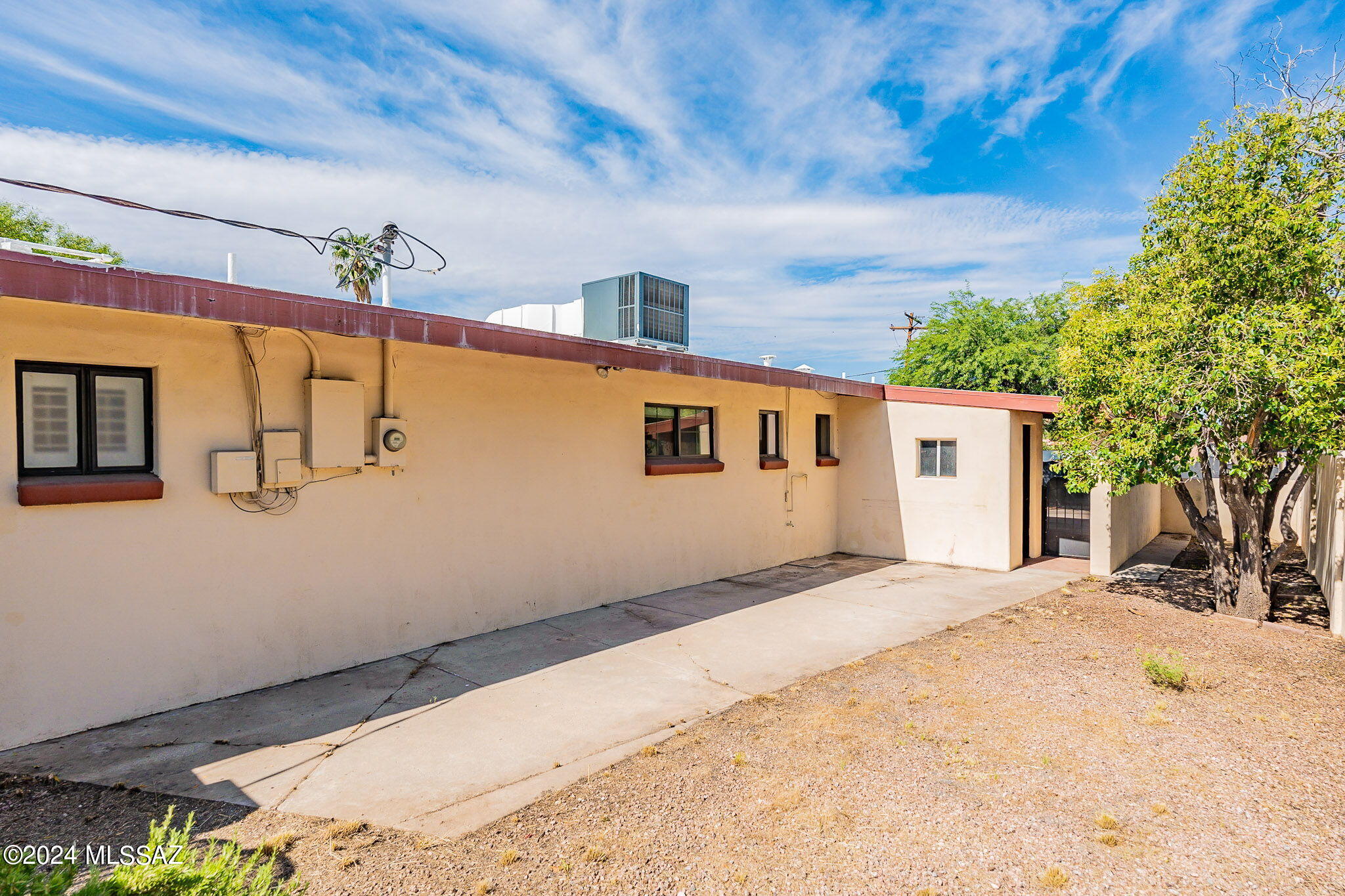 Photo 39 of 47 of 616 N Palo Verde Boulevard house