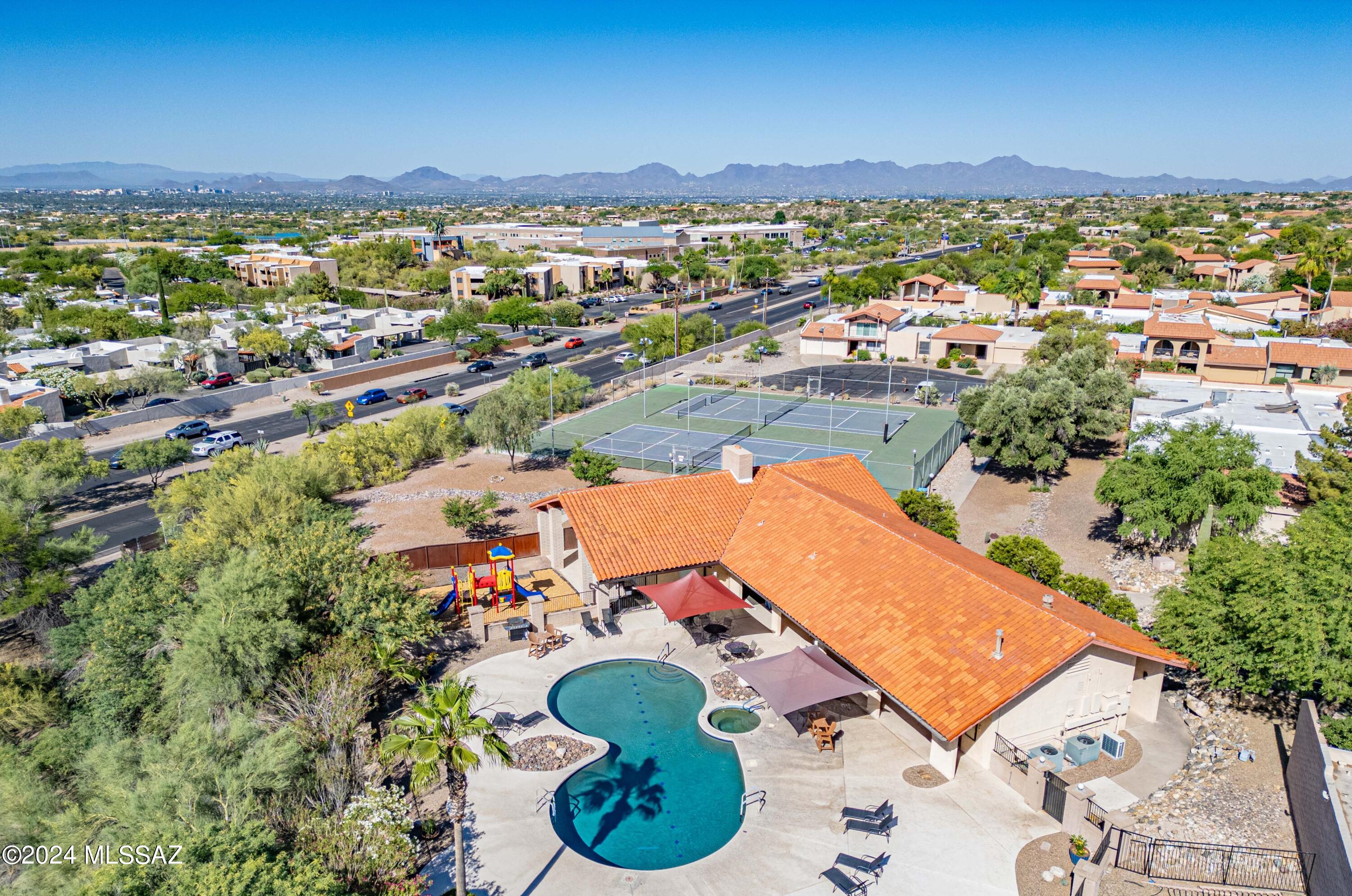 Photo 43 of 50 of 5726 N Camino Del Sol townhome