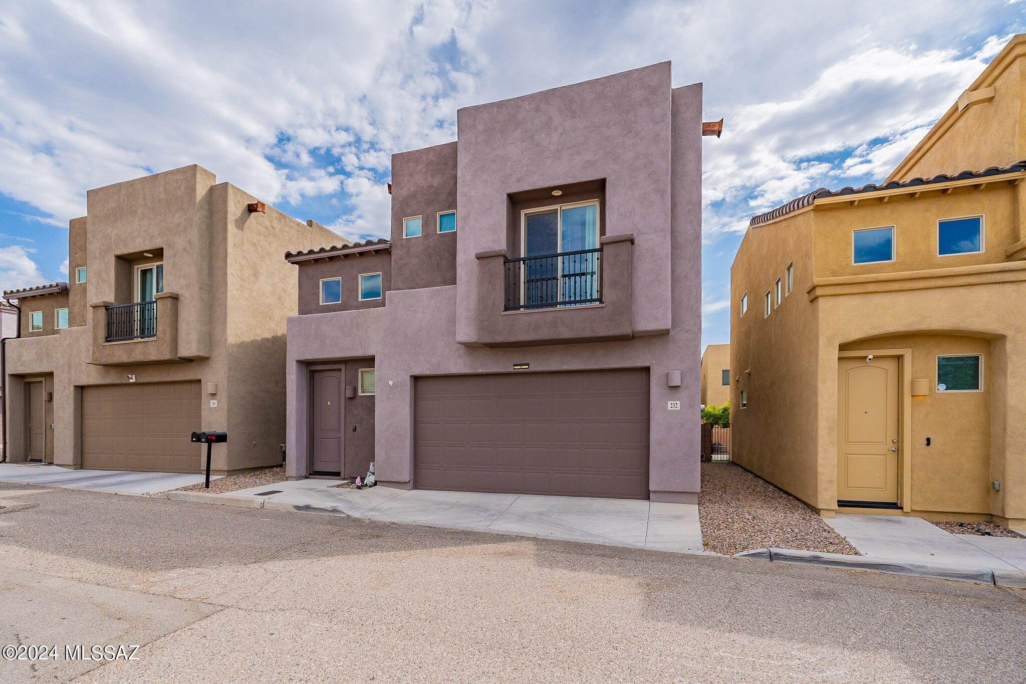 Photo 1 of 29 of 232 E Scepter Lane townhome