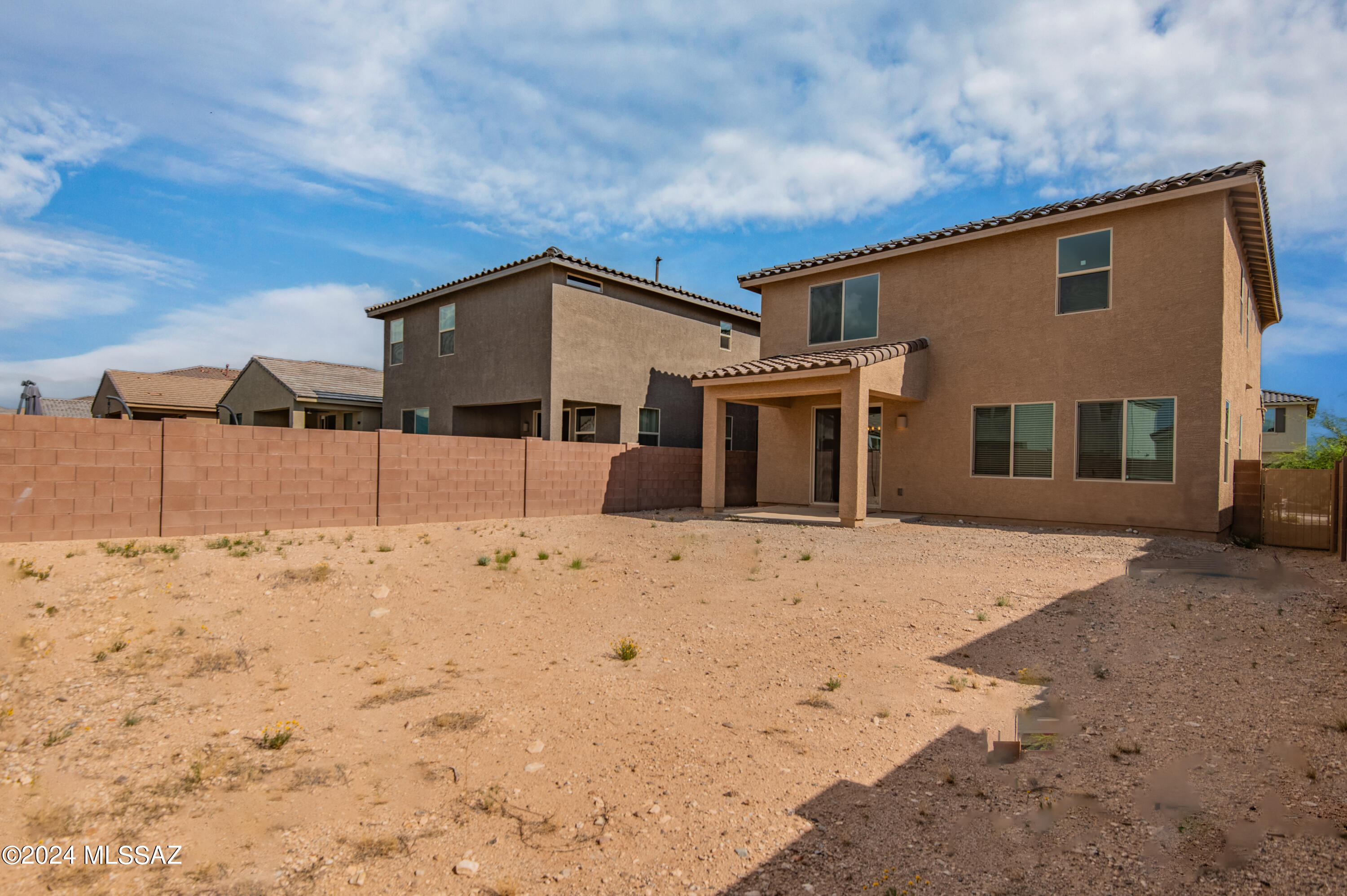 Photo 4 of 24 of 11263 S Weismann Drive house