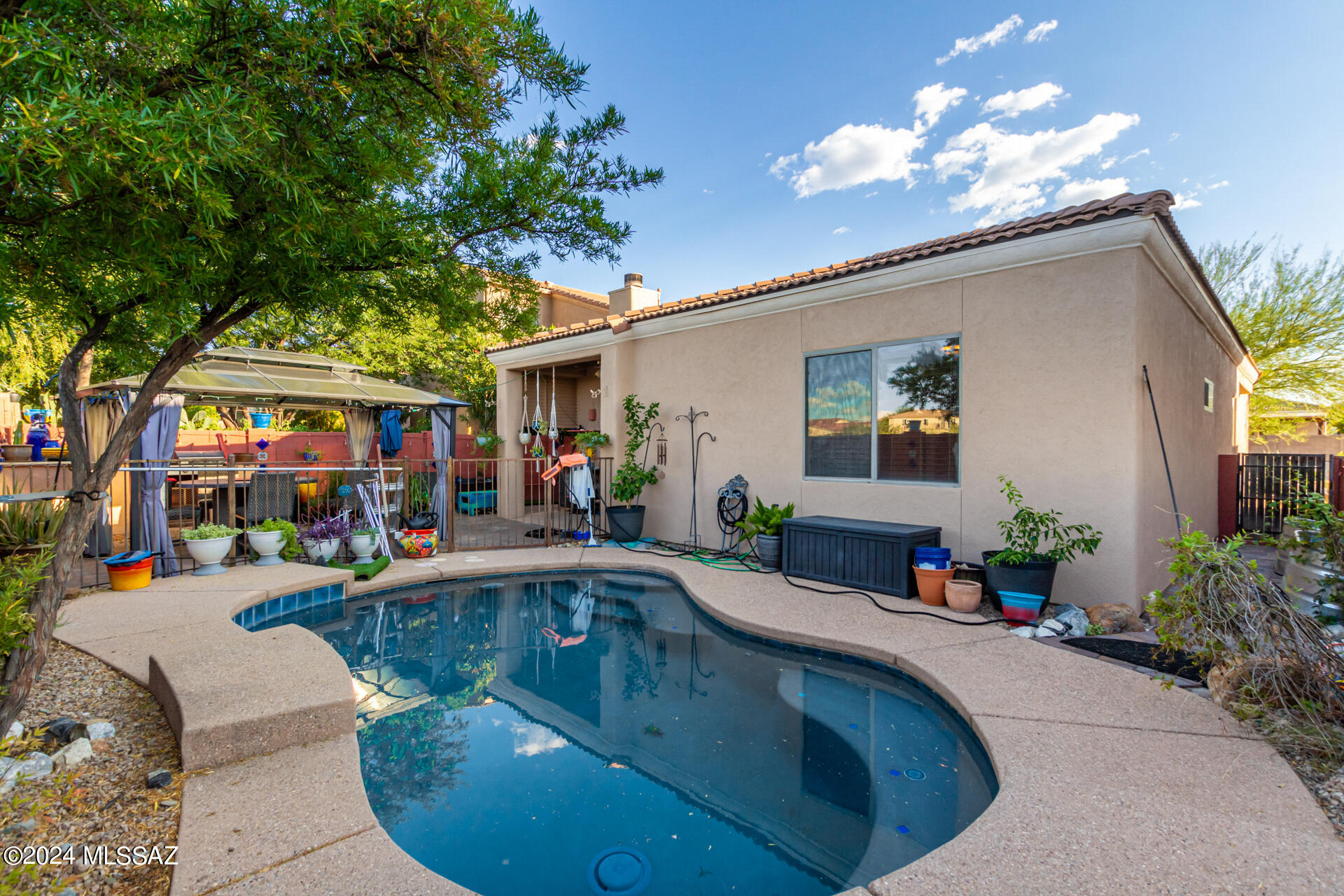 Photo 27 of 28 of 585 E Pima Meadows Drive house