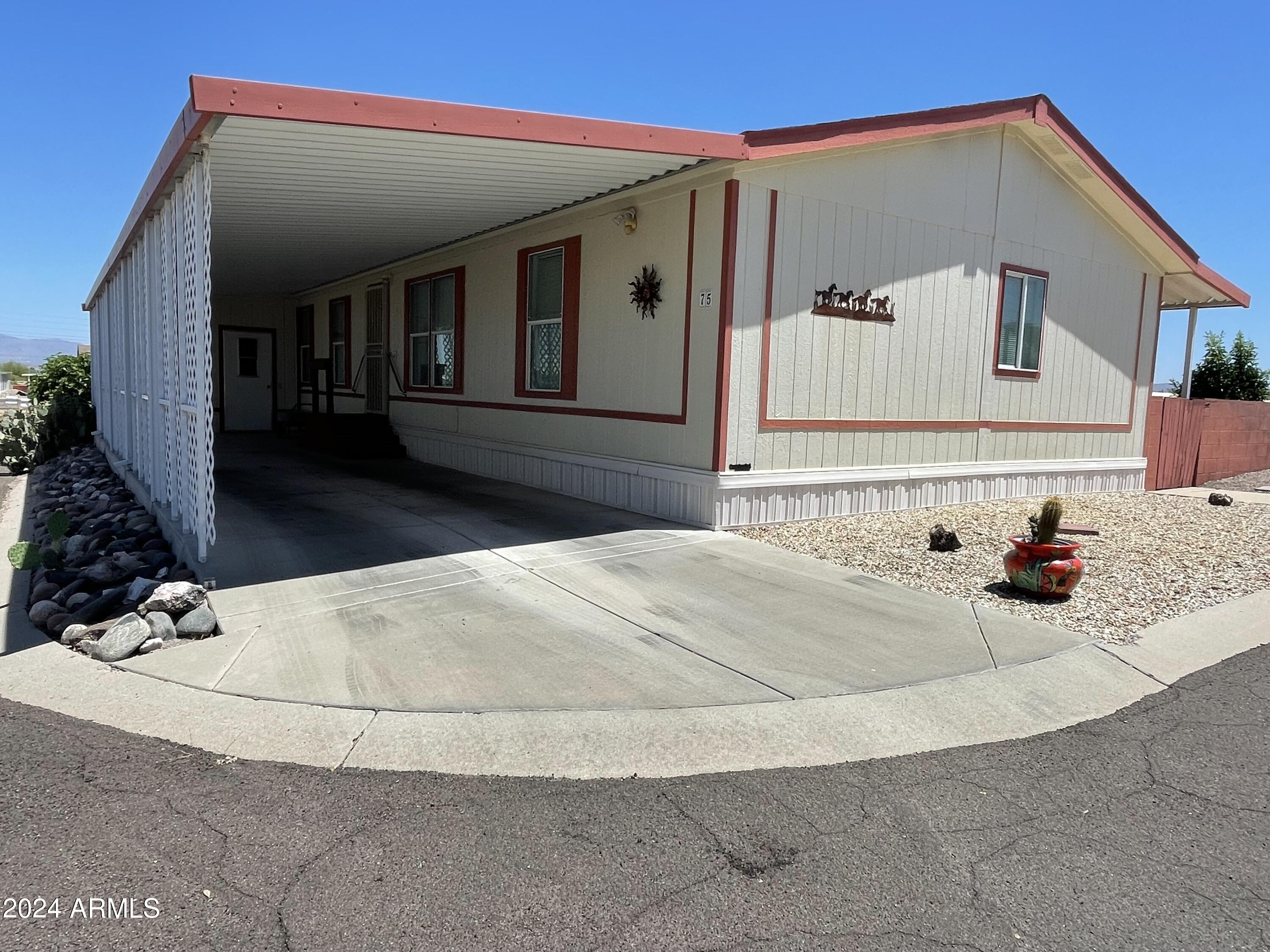 Photo 2 of 2 of 2501 W Wickenburg Way 75 mobile home