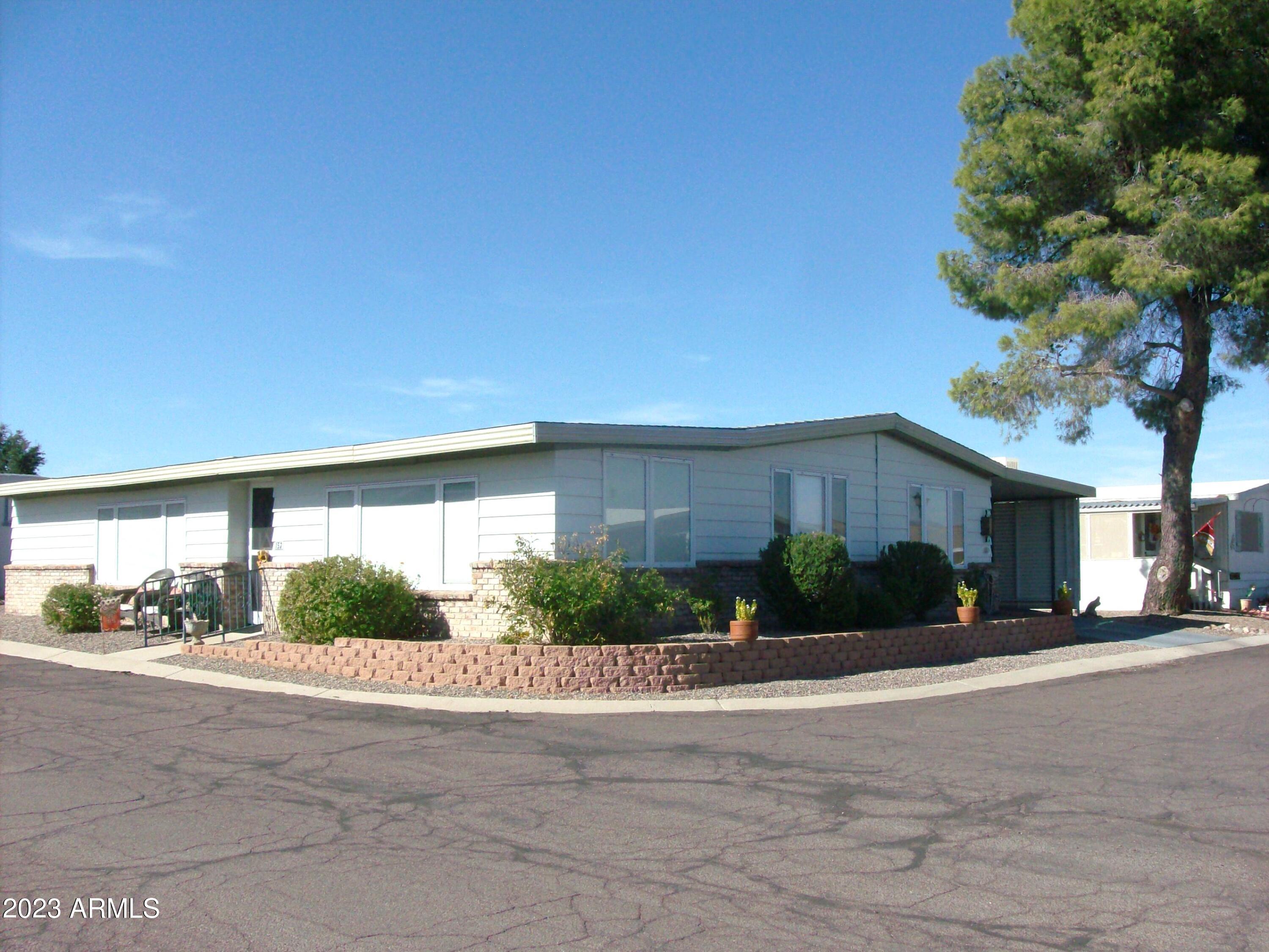 Photo 1 of 30 of 2501 W Wickenburg Way 152 mobile home