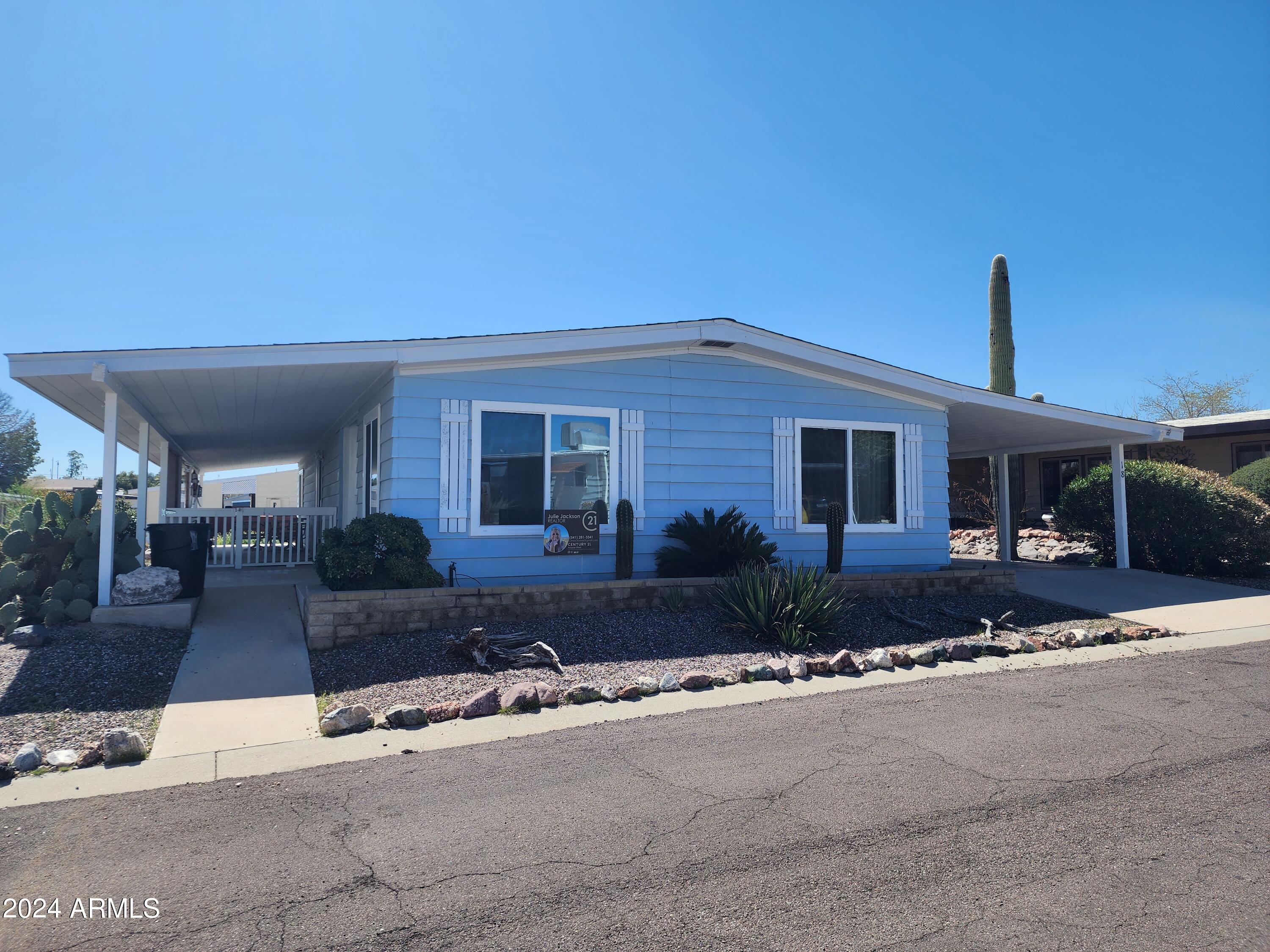 Photo 13 of 19 of 2501 W Wickenburg Way 18 mobile home