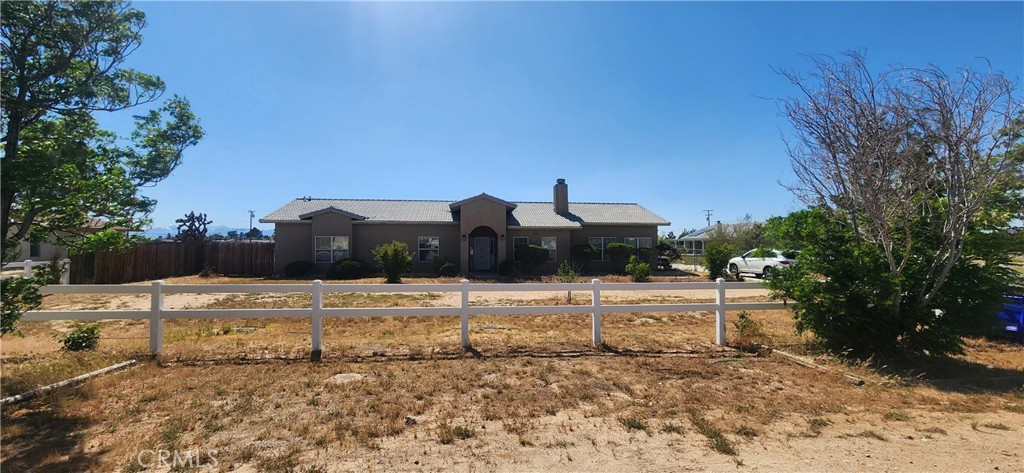 Photo 1 of 1 of 14470 Navajo Road house