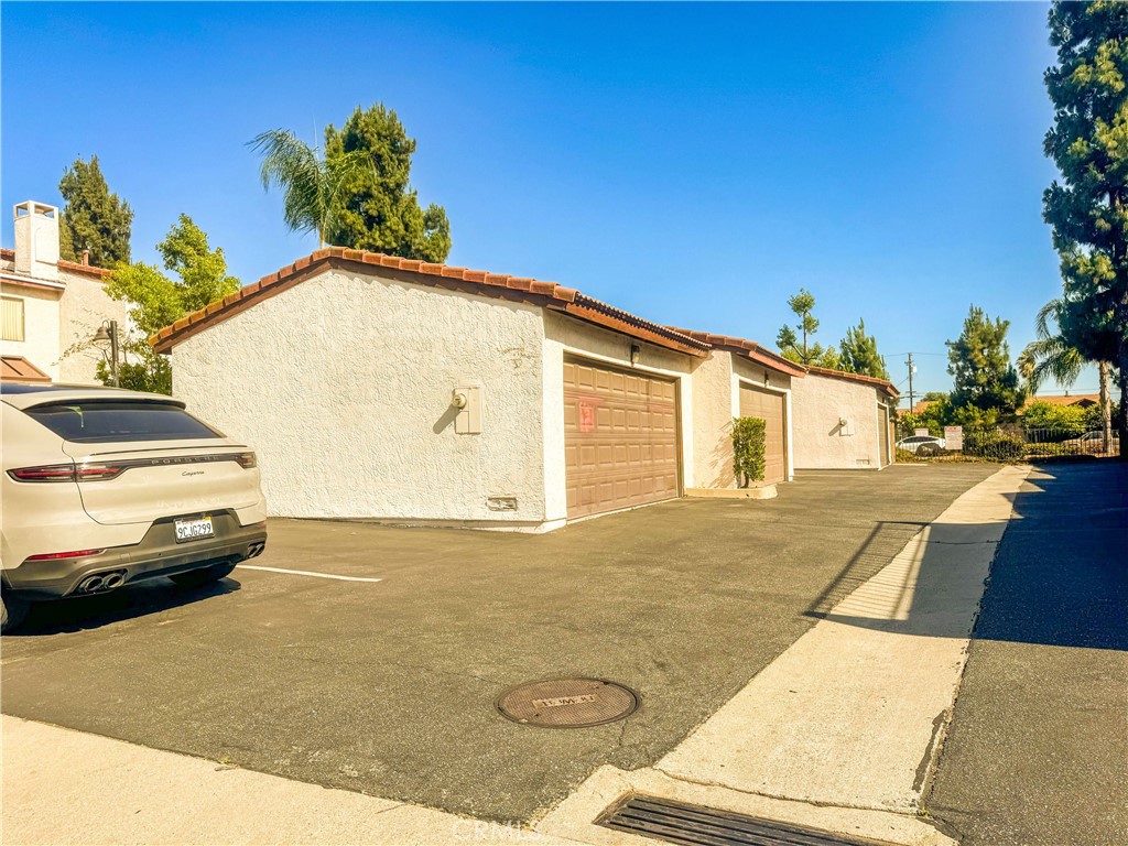 Photo 11 of 45 of 13706 Ramona Parkway townhome