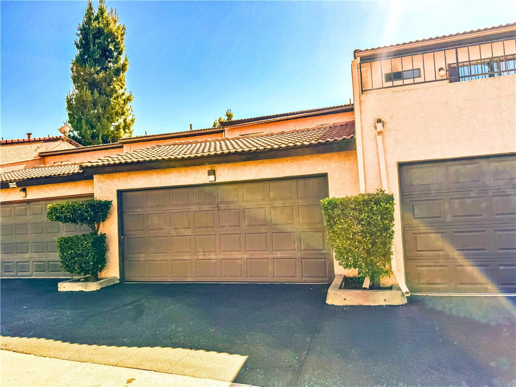 Photo 5 of 45 of 13706 Ramona Parkway townhome