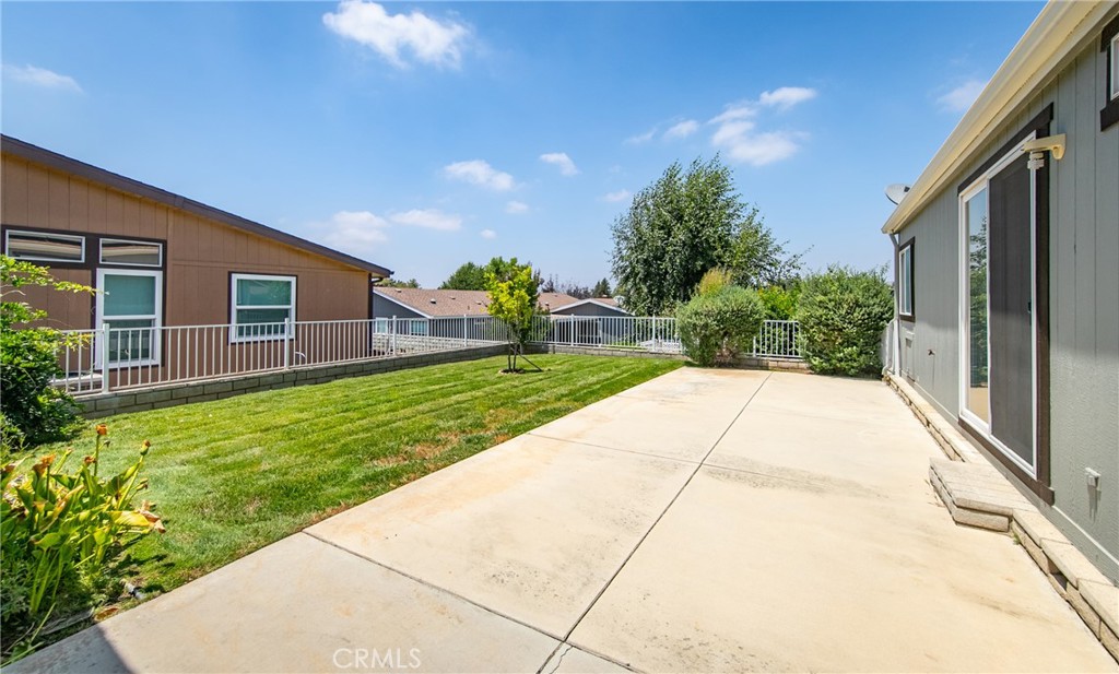 Photo 4 of 36 of 10961 Desert Lawn Drive 419 mobile home