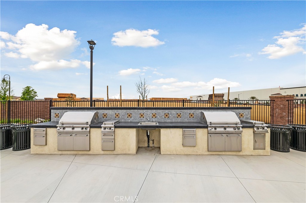 Photo 2 of 4 of 7338 Cordelia Lane townhome