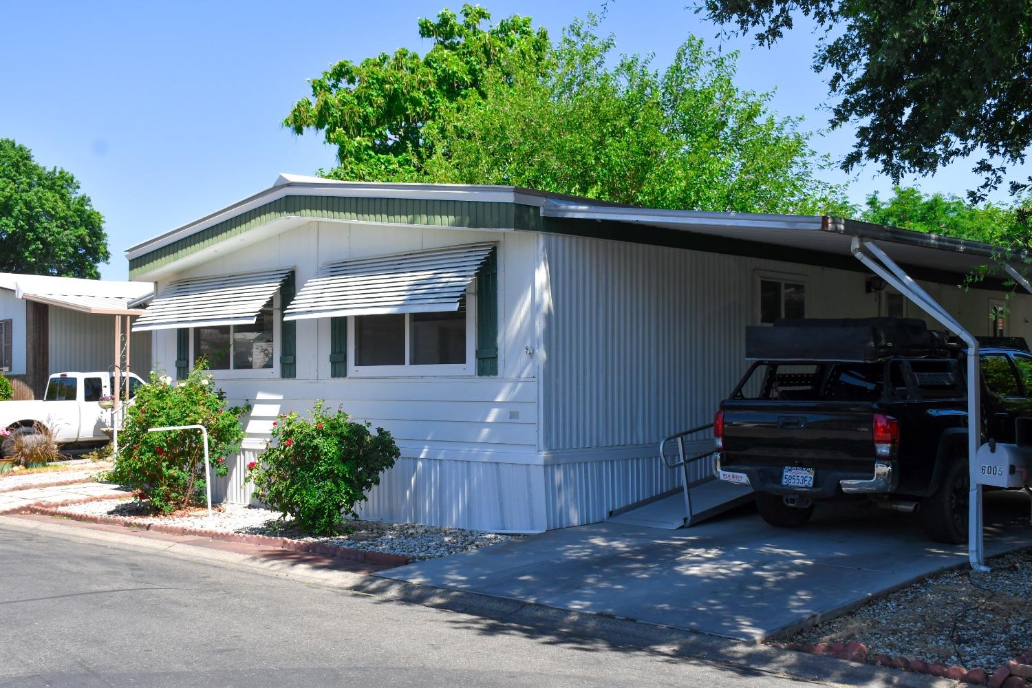 Photo 4 of 96 of 6005 Cackler Lane 55 mobile home