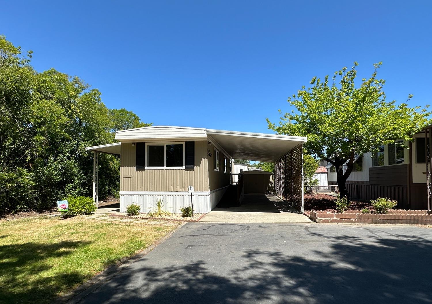 Photo 1 of 15 of 77624 8009 Lauppe Lane mobile home