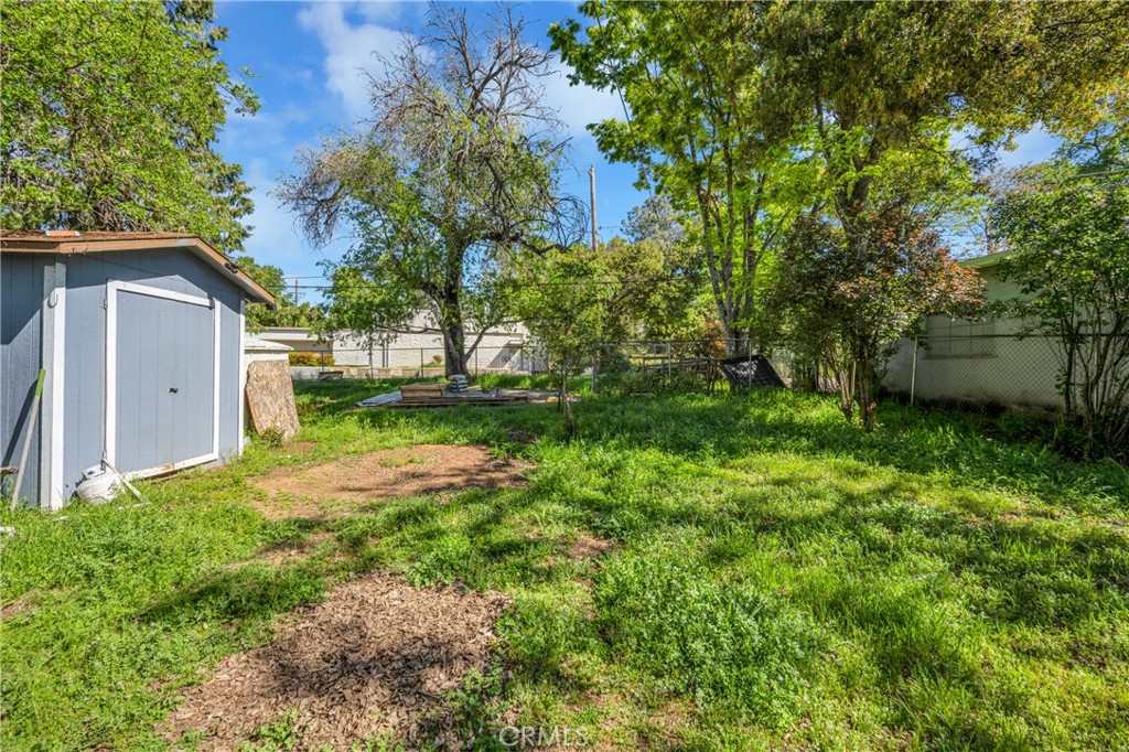 Photo 13 of 14 of 14918 Lakeshore Drive mobile home