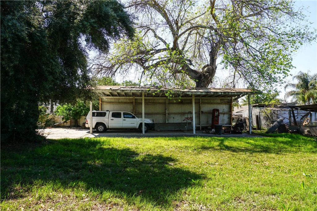 Photo 12 of 21 of 1147 N Rancho Avenue land