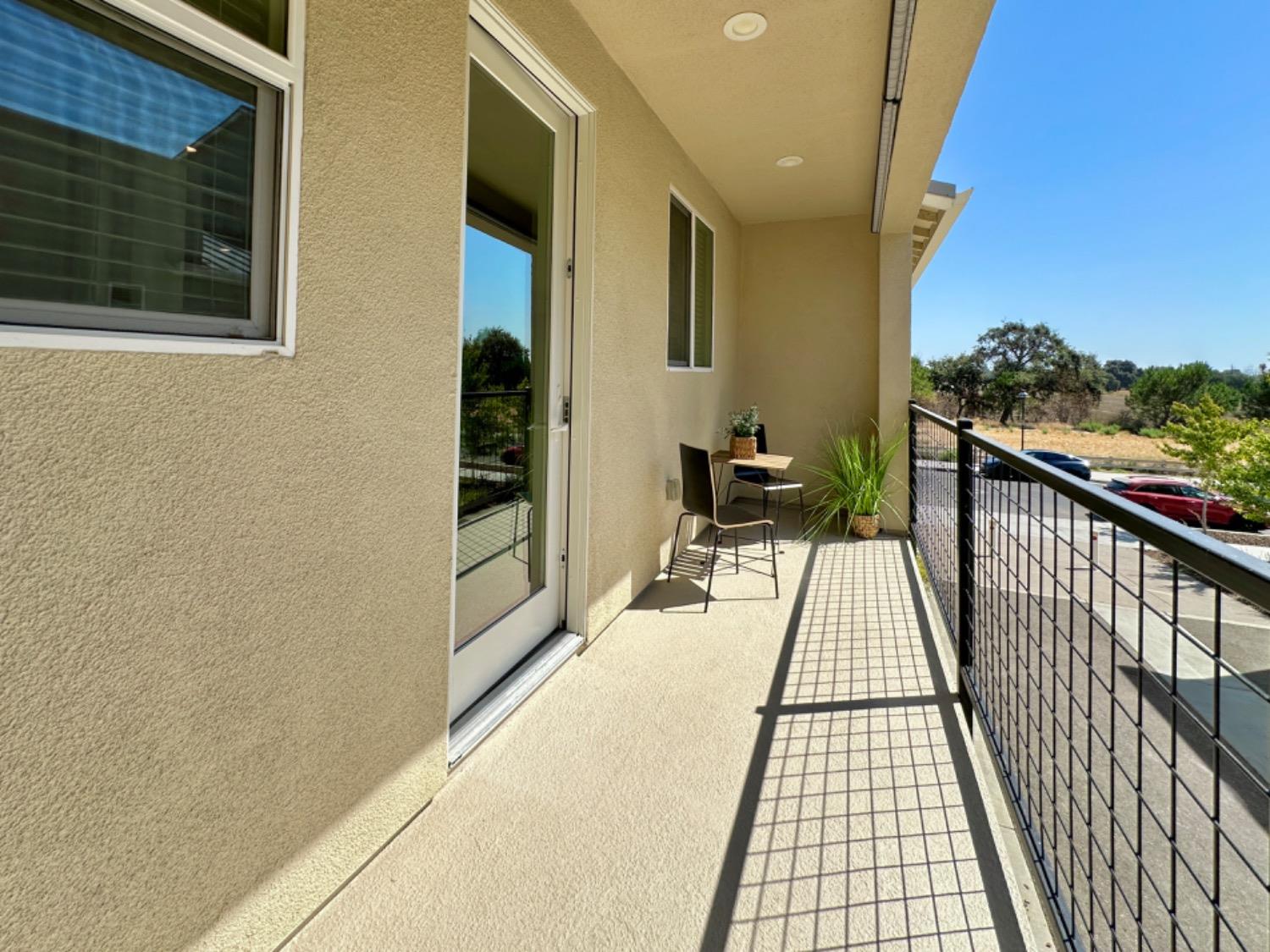 Photo 9 of 32 of 1079 Celebrity Terrace townhome