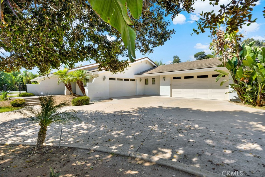 Photo 6 of 39 of 11970 Fuerte Vista Lane house